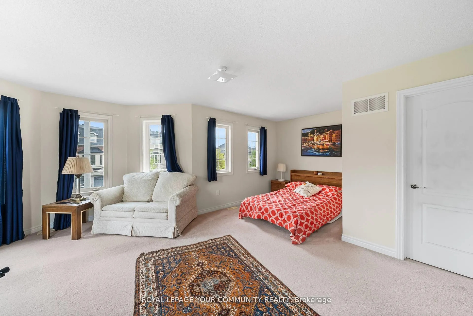 108 Headwater Crescent