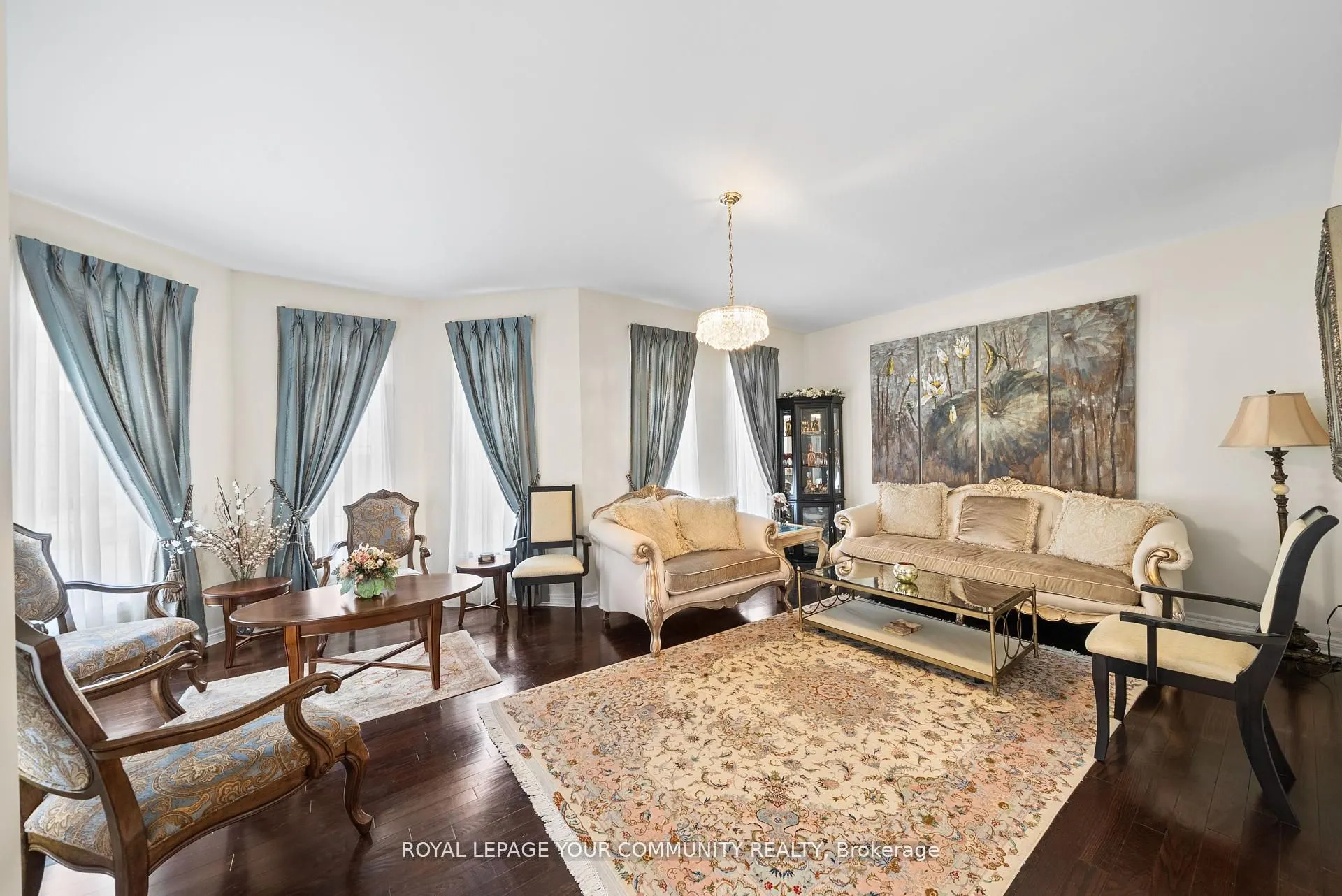 108 Headwater Crescent