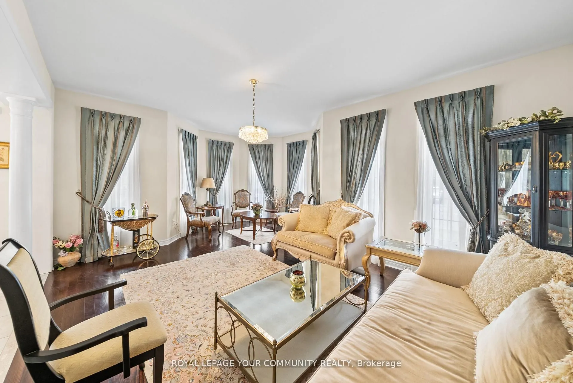 108 Headwater Crescent