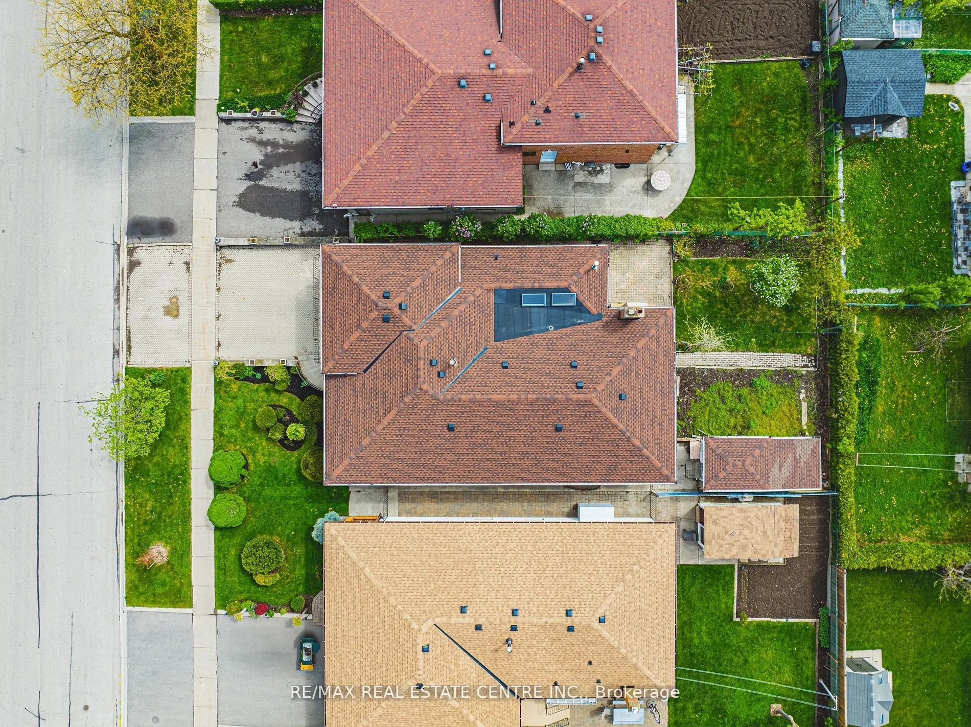 665 Woodbridge Avenue