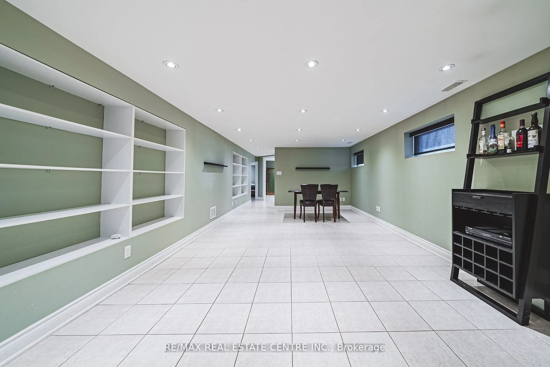 665 Woodbridge Avenue