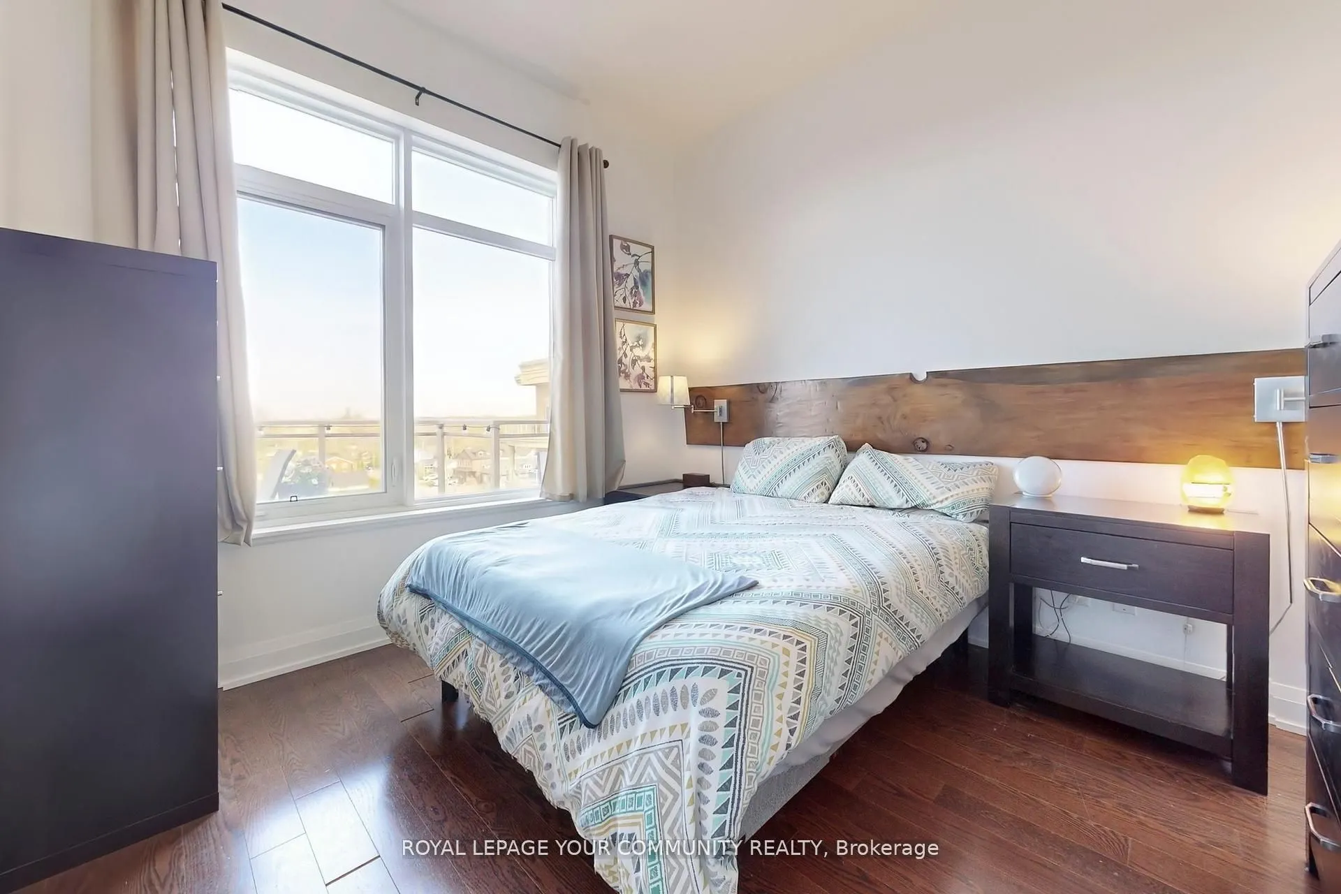 15277 Yonge Street, #702B