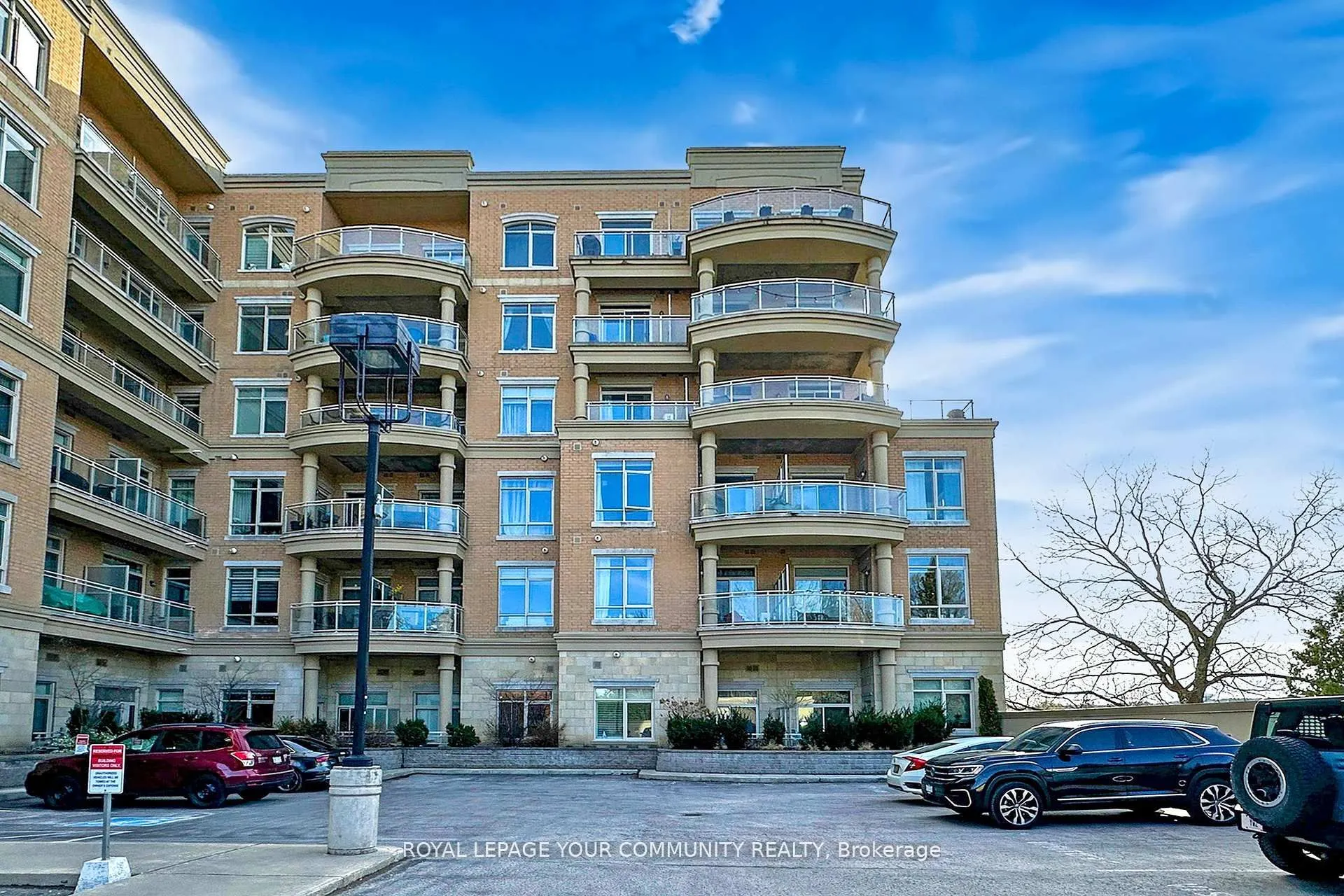 15277 Yonge Street, #702B