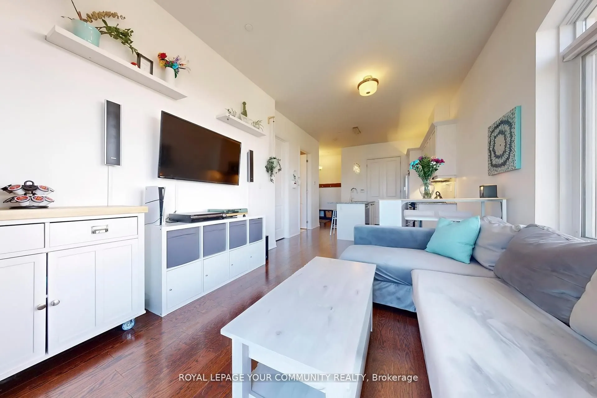 15277 Yonge Street, #702B