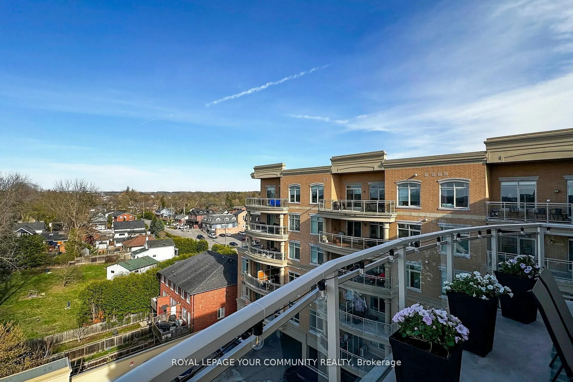 15277 Yonge Street, #702B