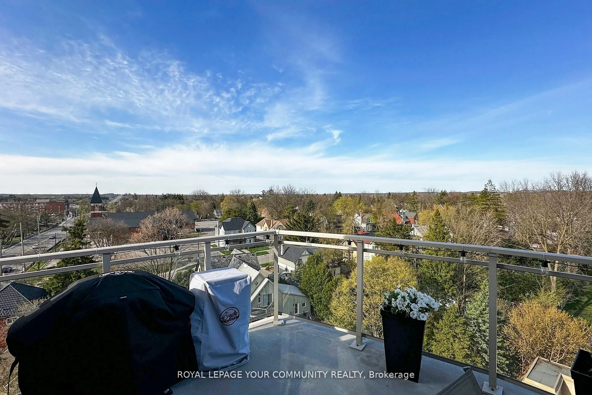 15277 Yonge Street, #702B