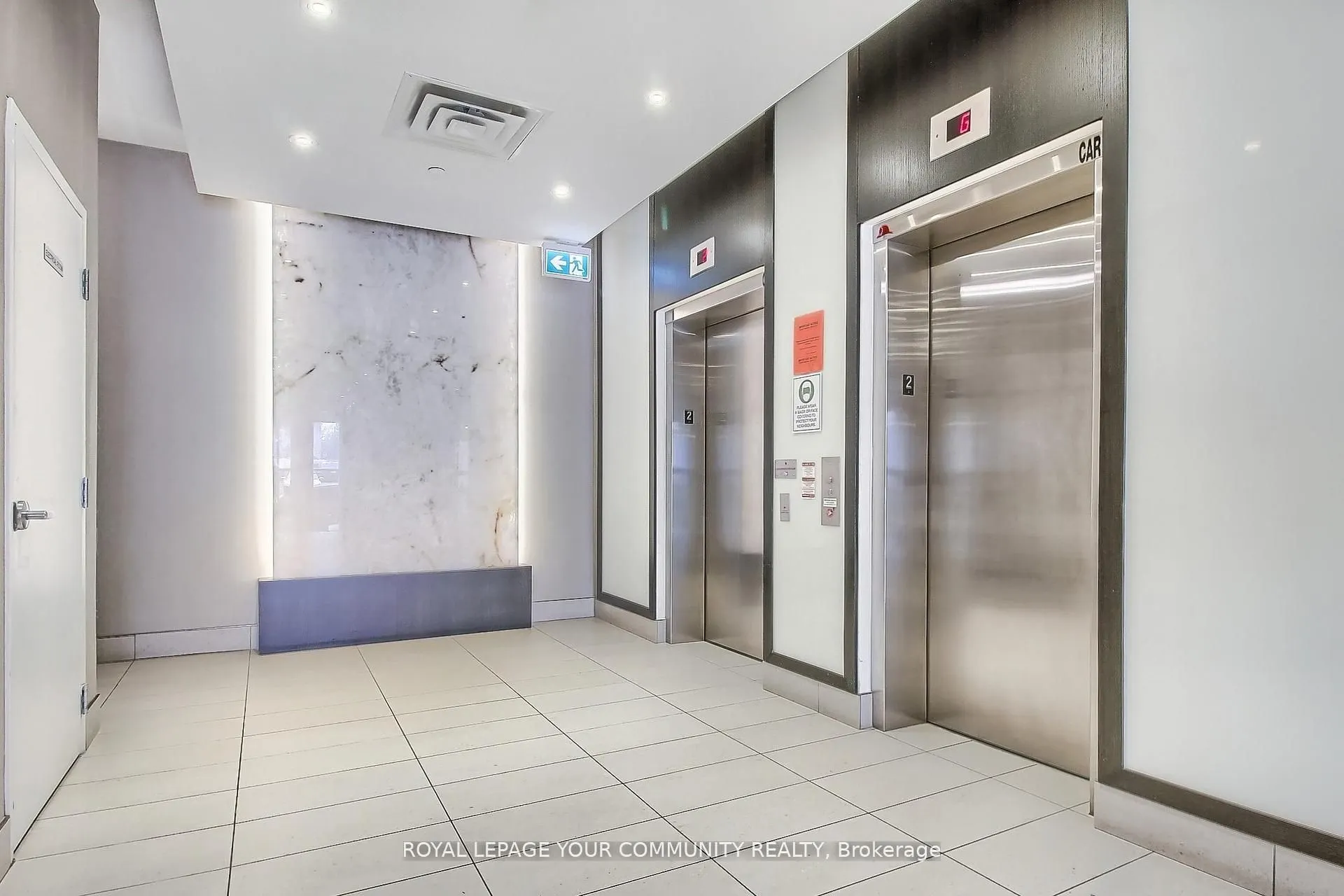 15277 Yonge Street, #702B