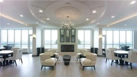 7171 Yonge Street, #1401