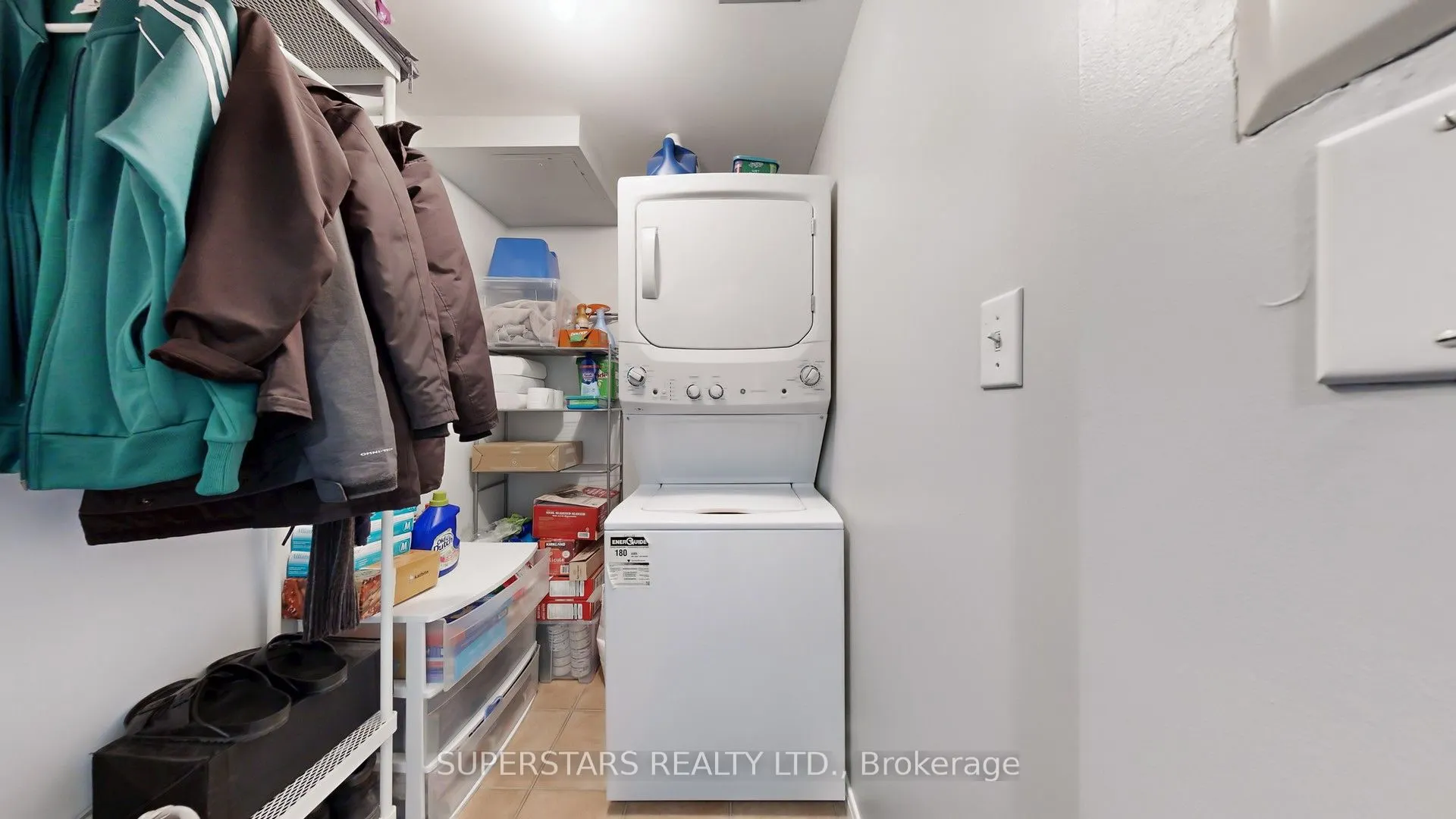 3 Ellesmere Street, #217