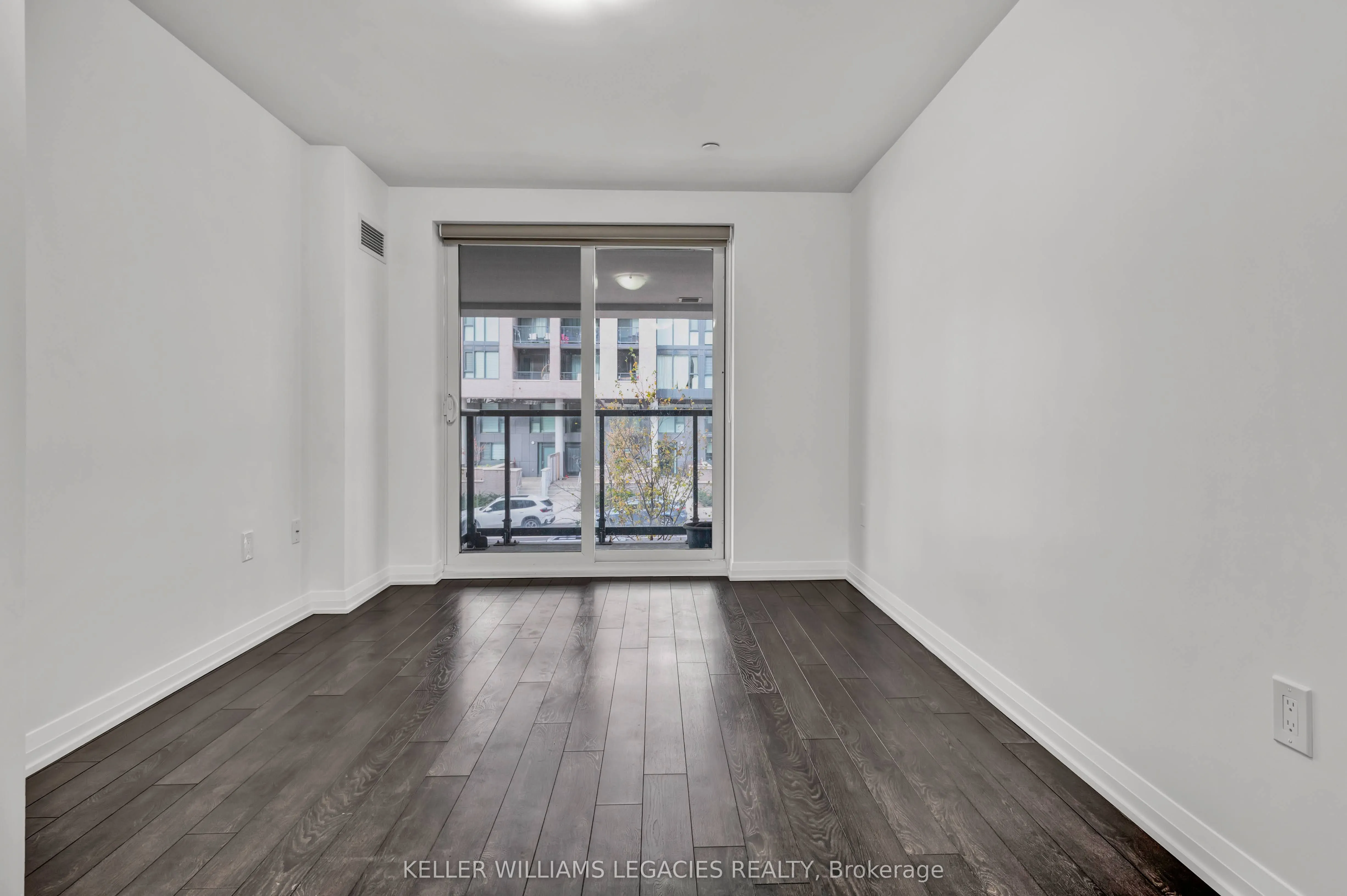 99 Eagle Rock Way, #106