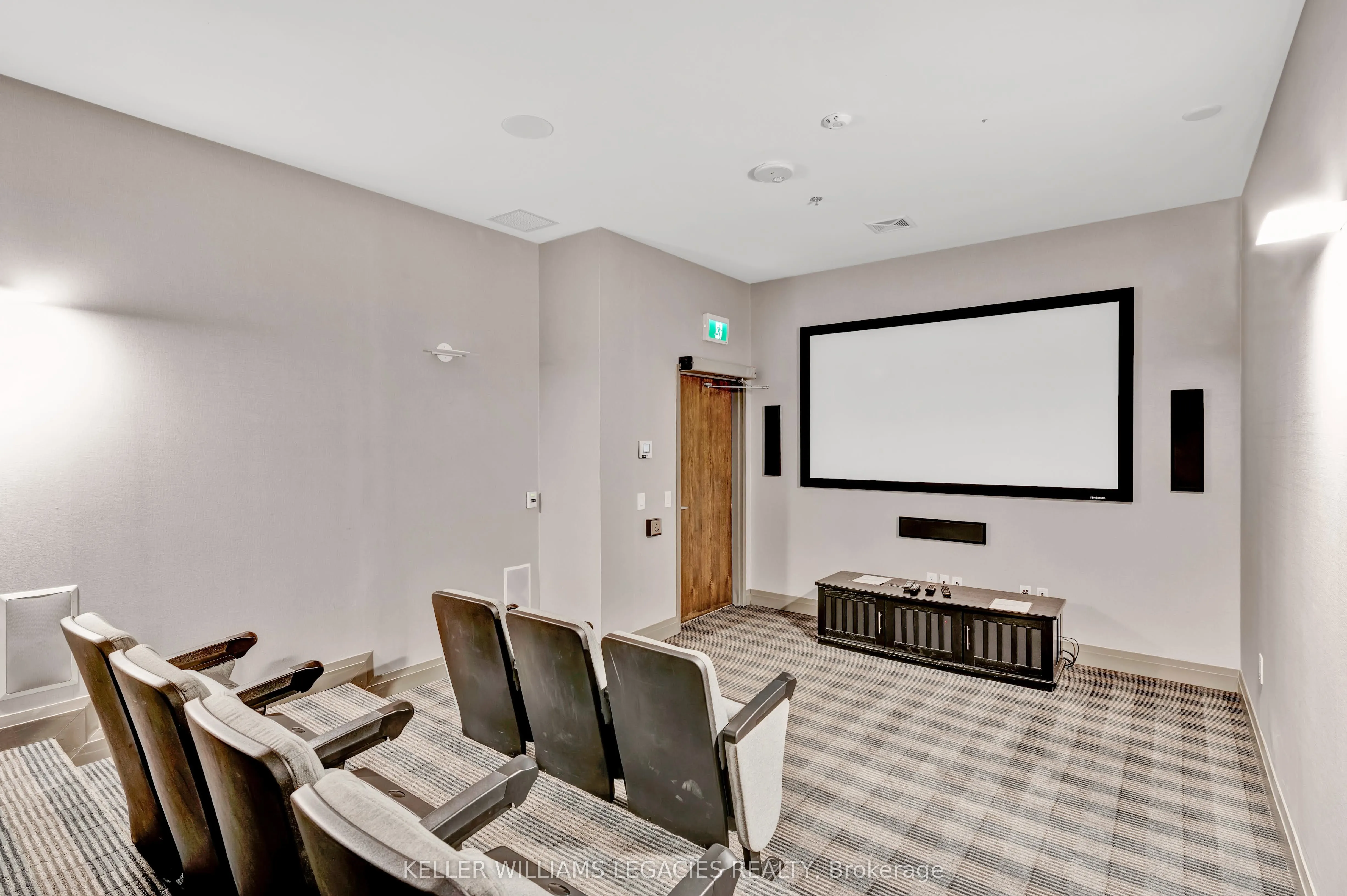 99 Eagle Rock Way, #106