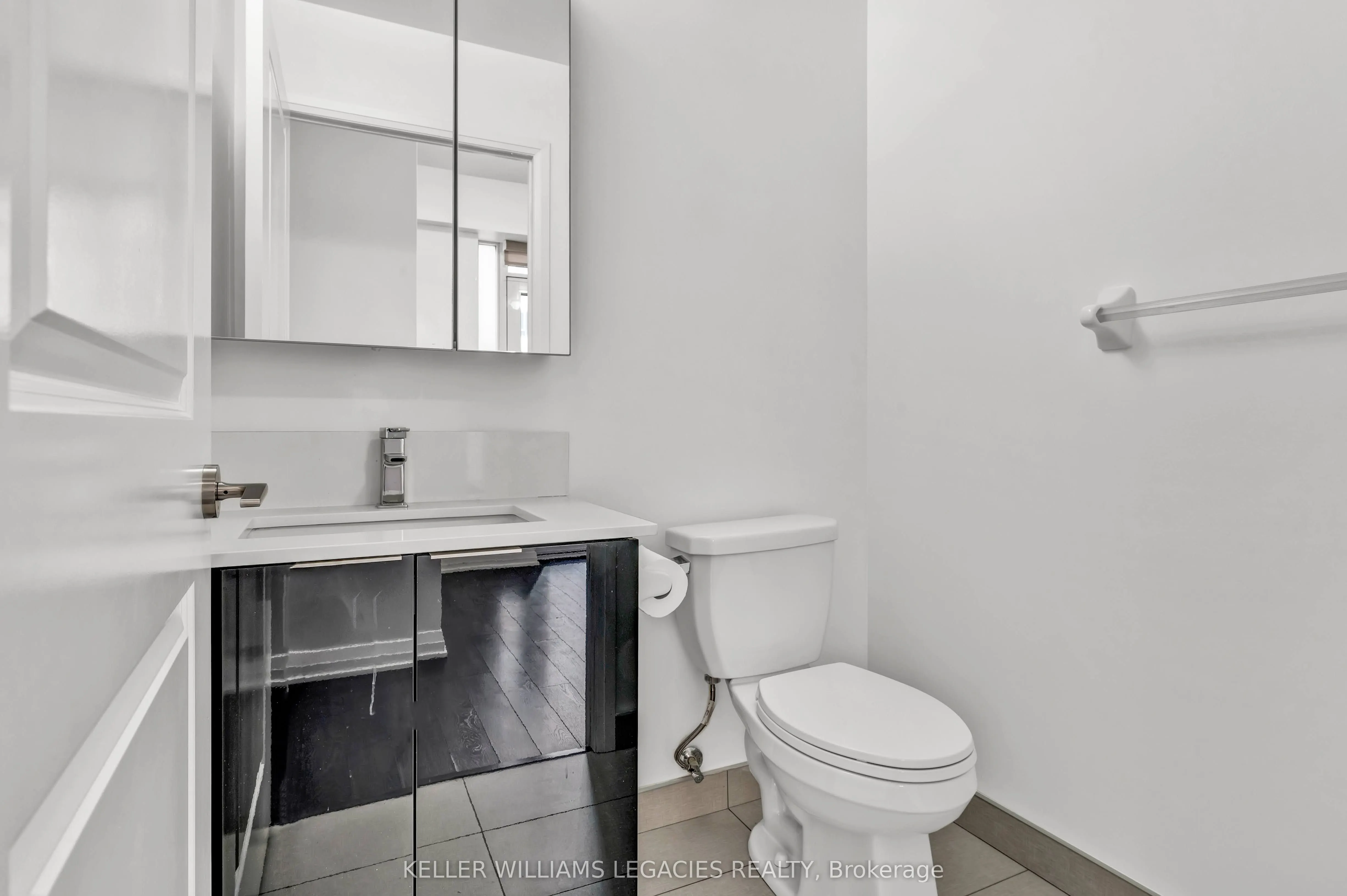 99 Eagle Rock Way, #106
