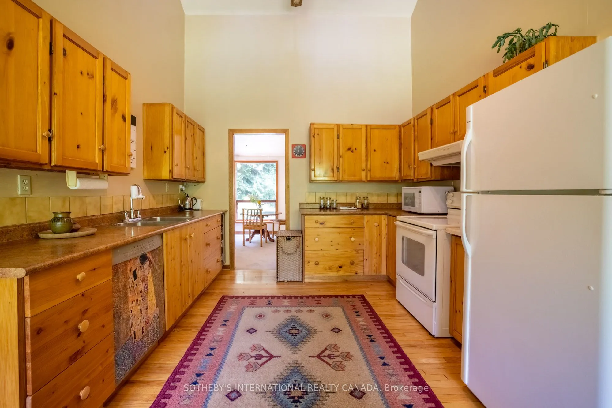 16235 7th Concession