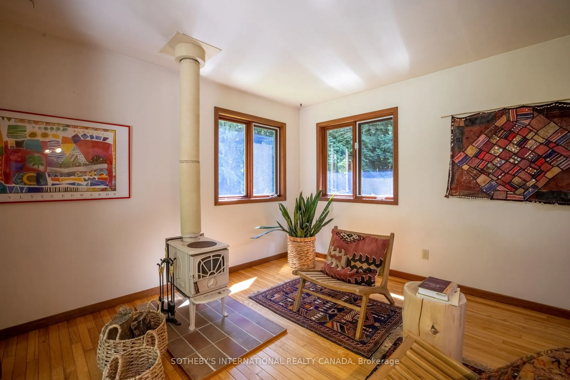 16235 7th Concession