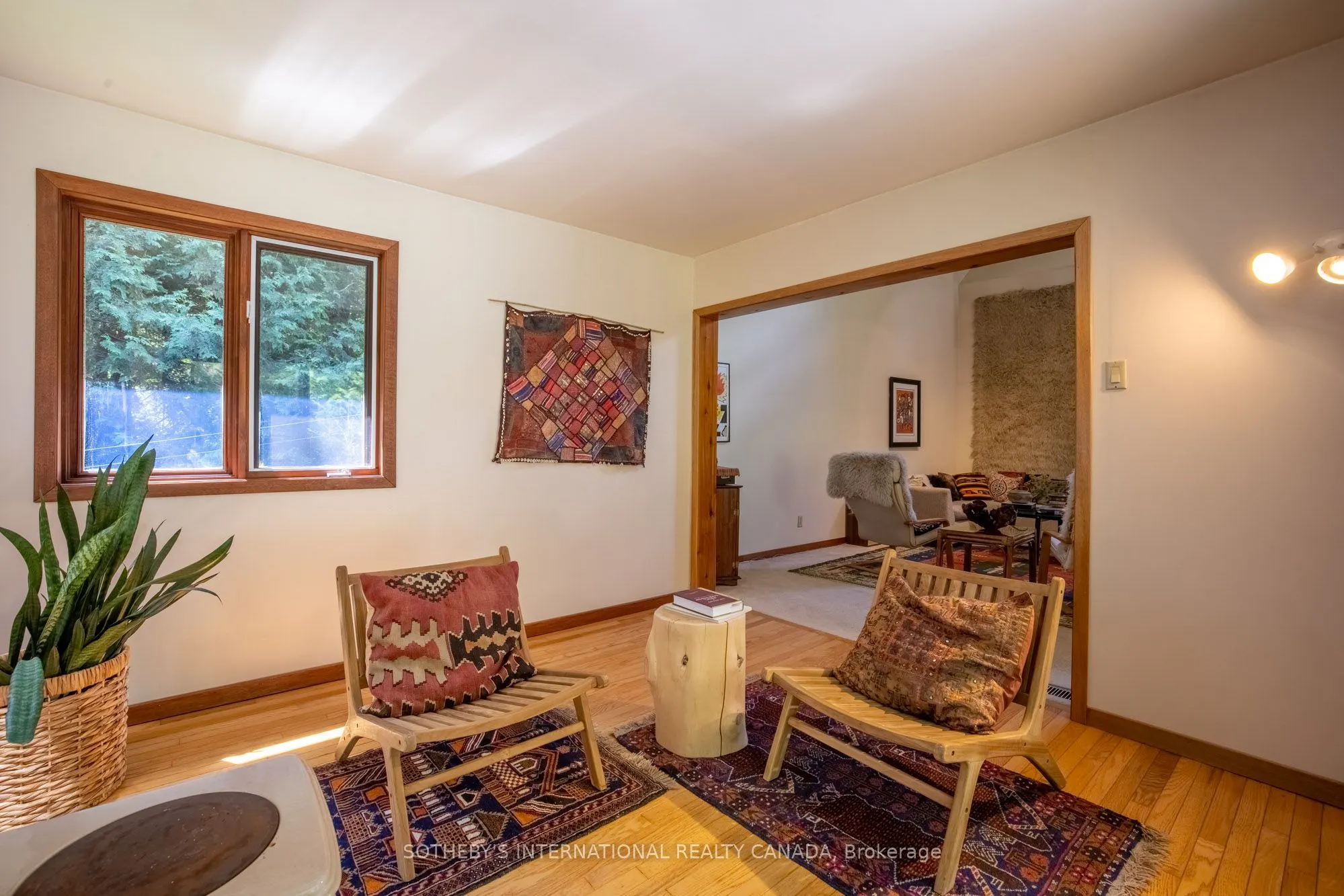 16235 7th Concession