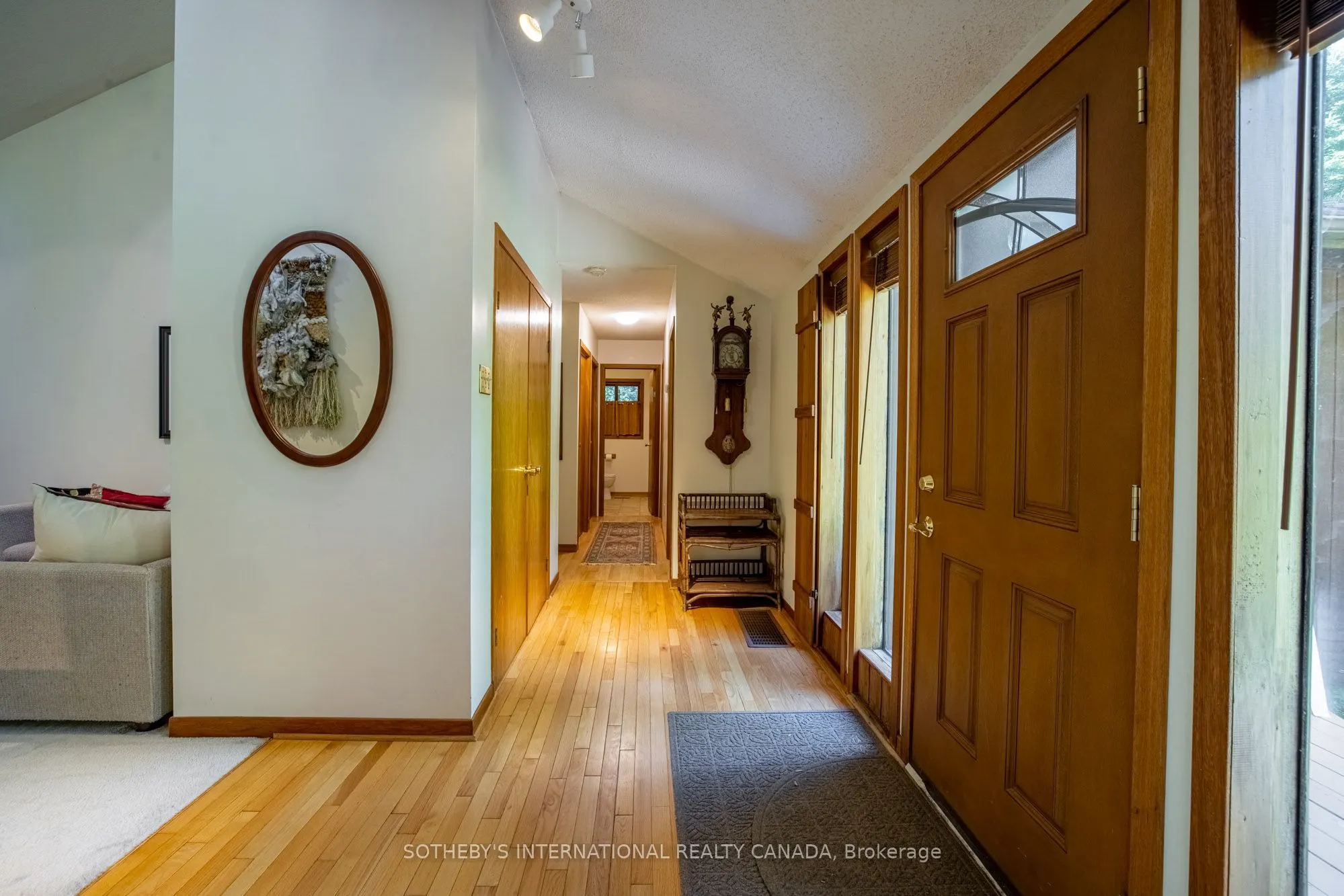 16235 7th Concession