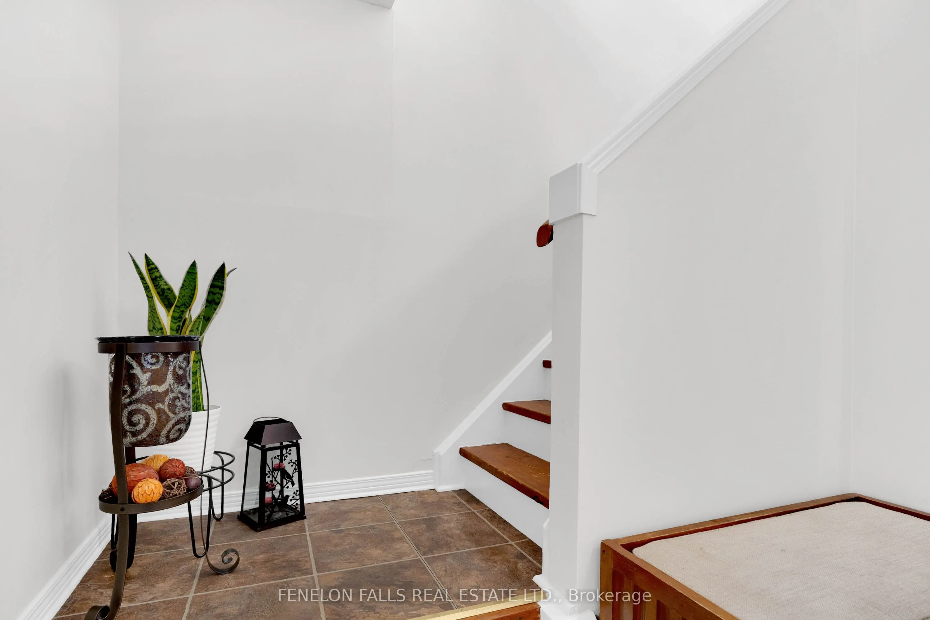 1247 Huron Court