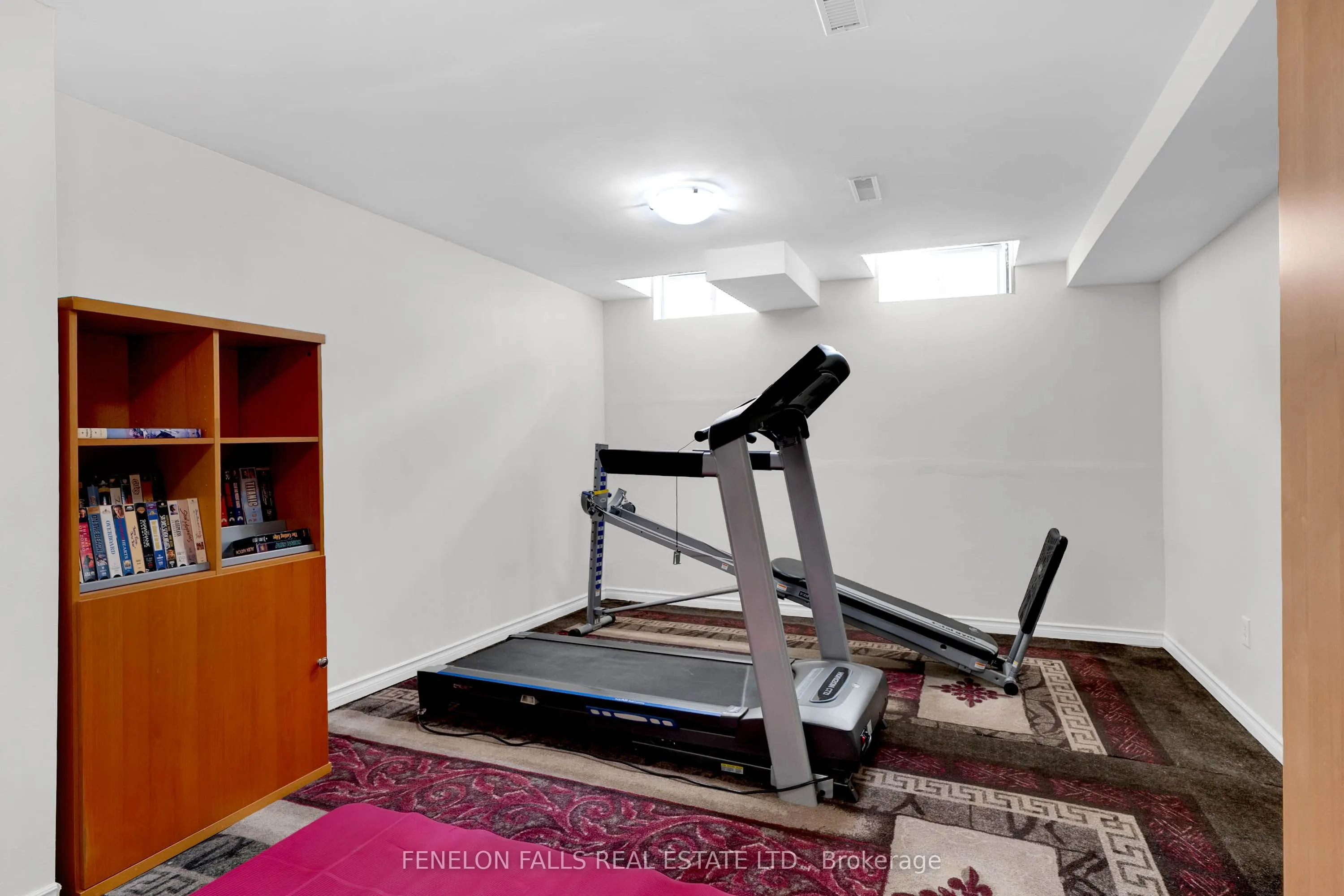1247 Huron Court