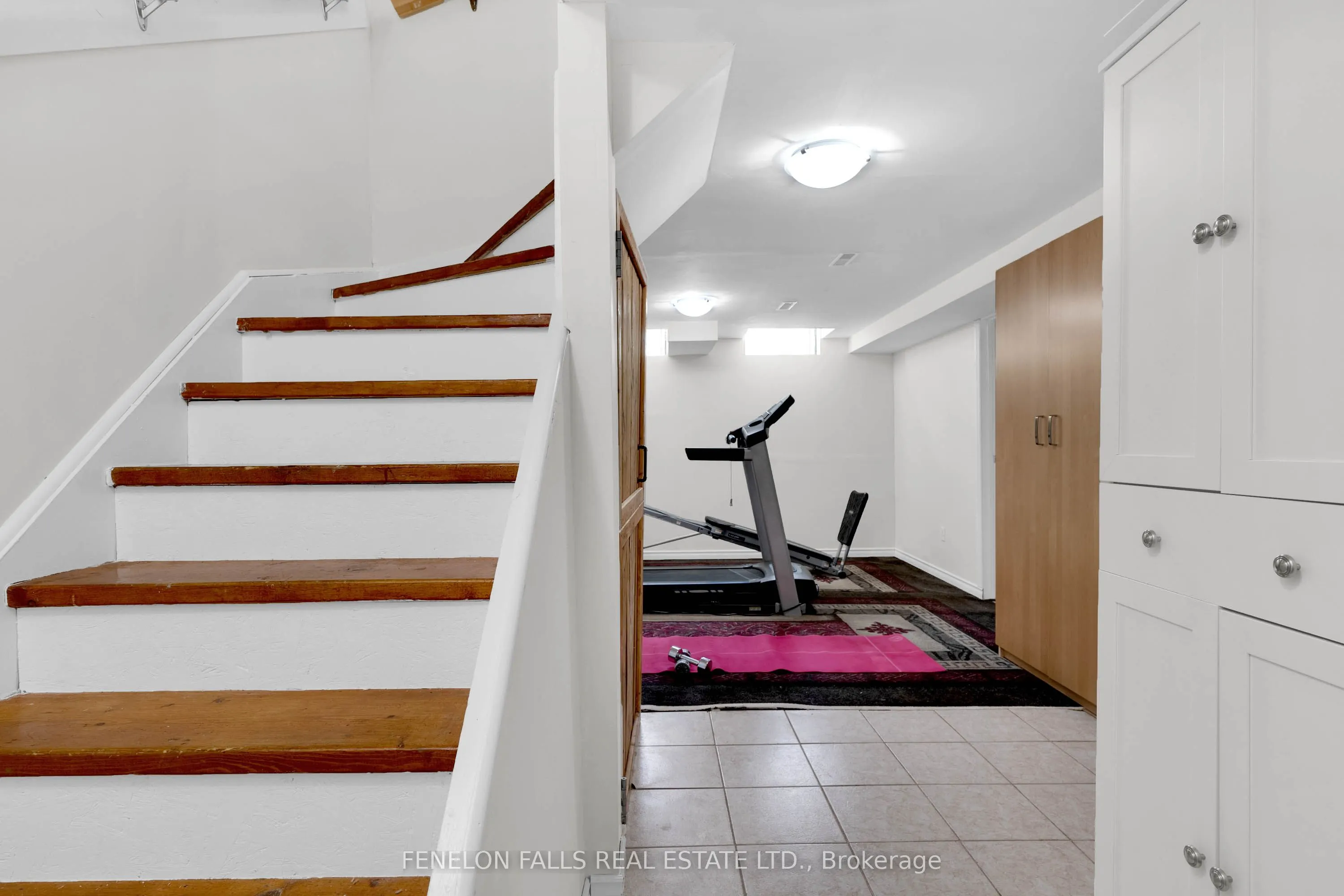 1247 Huron Court