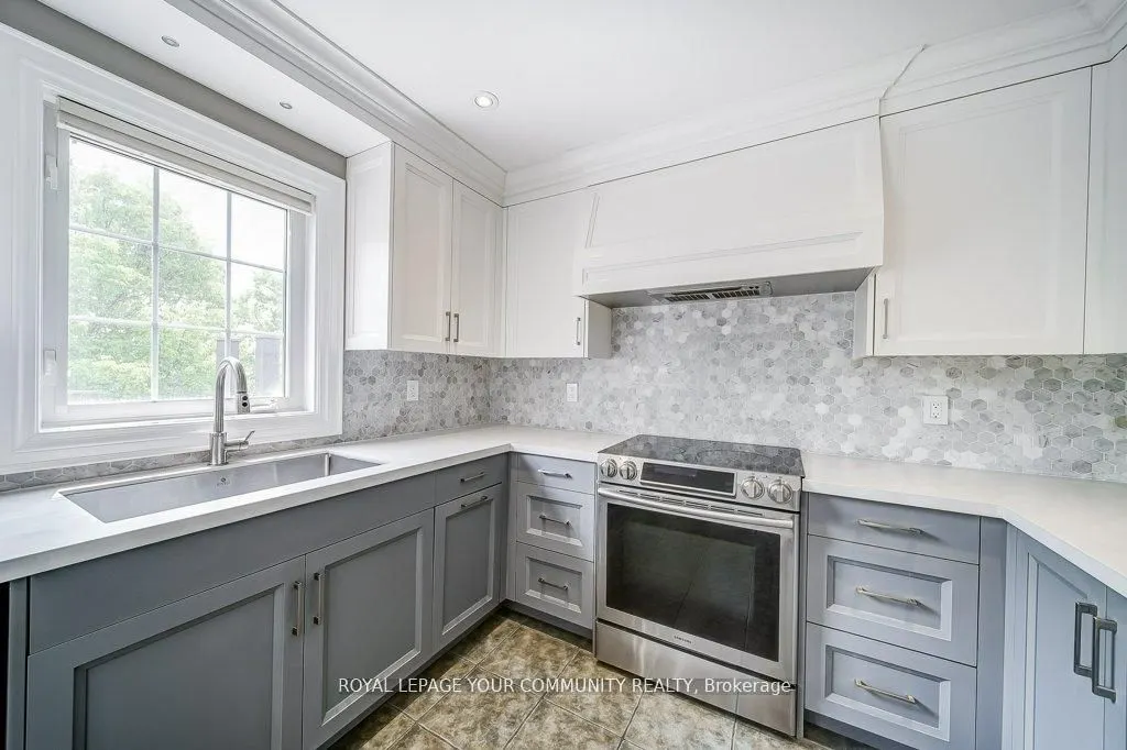 96 Kerfoot Crescent