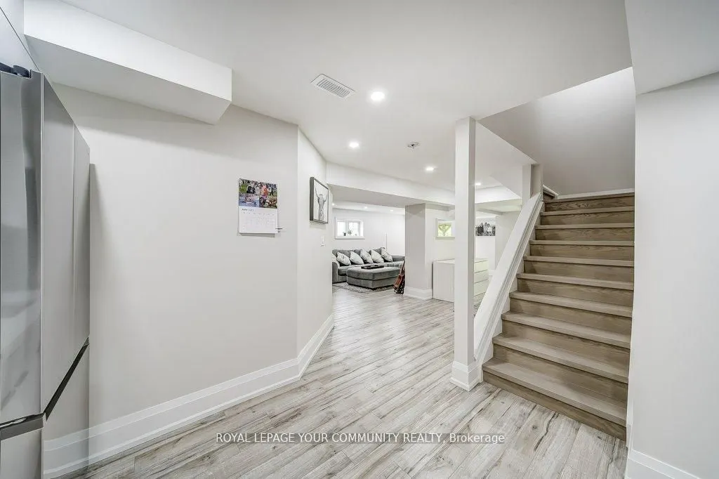 96 Kerfoot Crescent