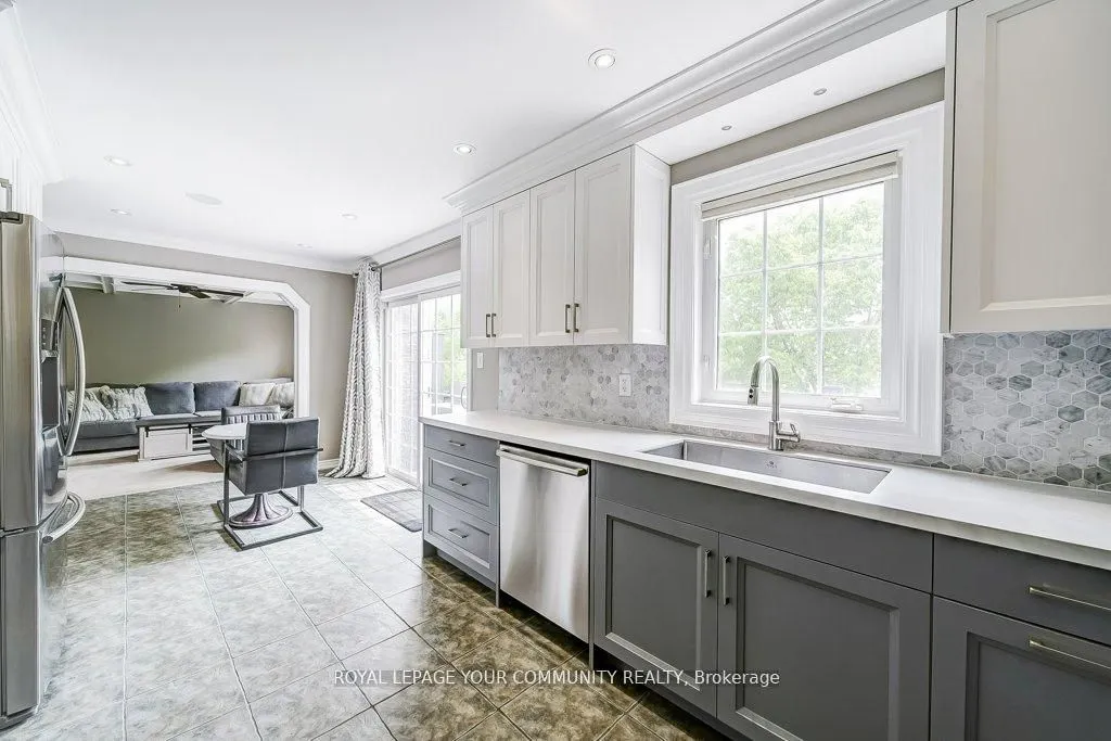 96 Kerfoot Crescent