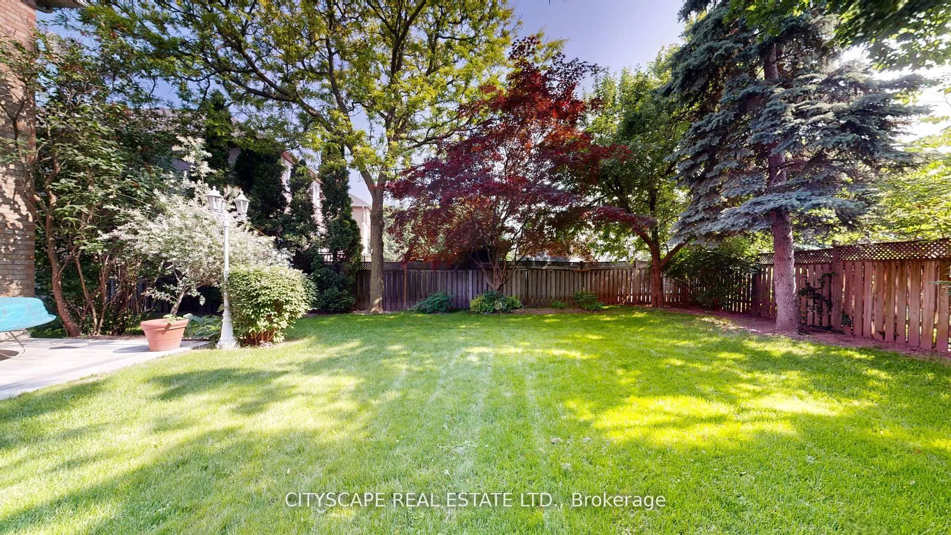 50 Oakhurst Drive