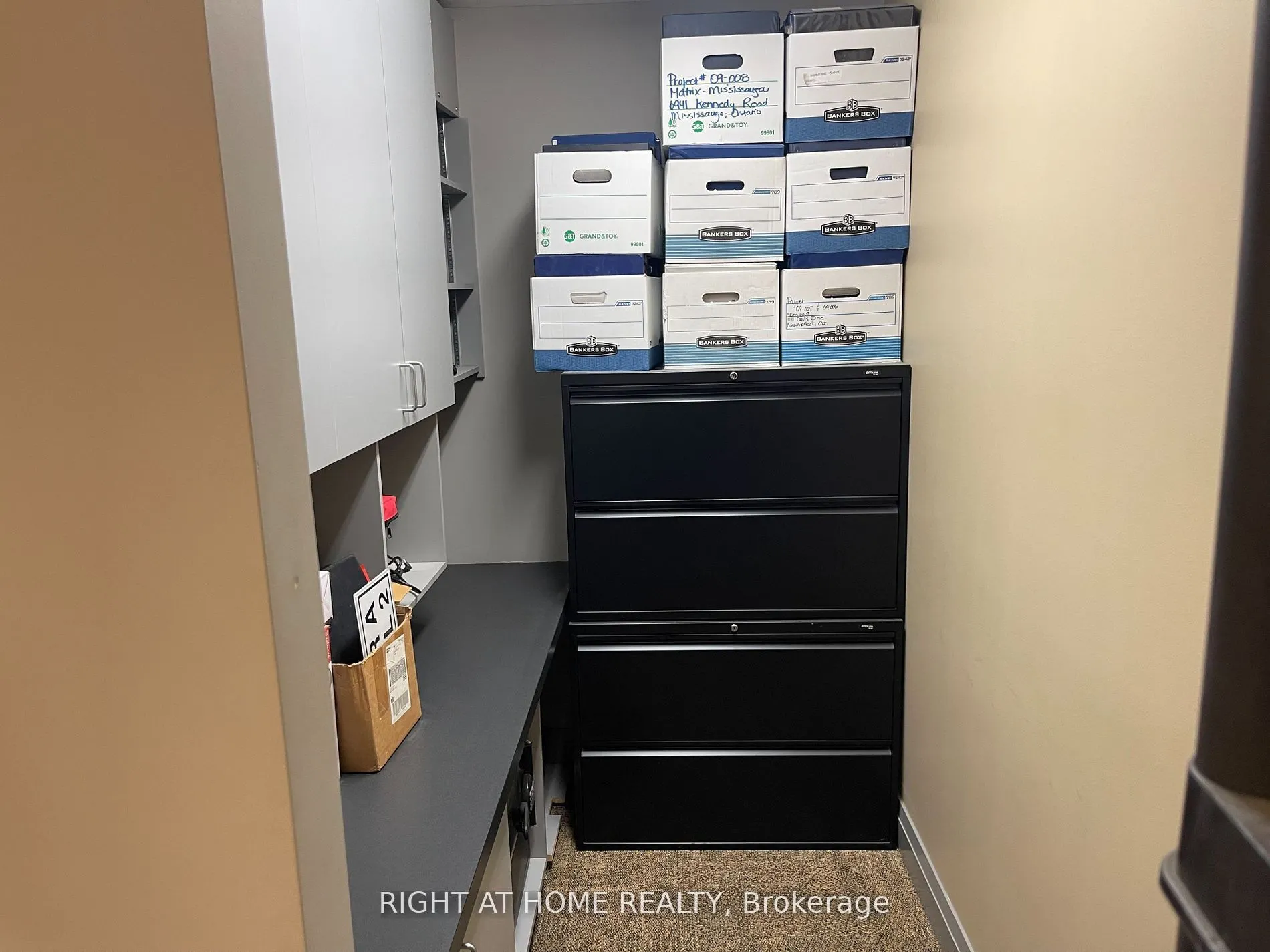 160 Cidermill Avenue, #12