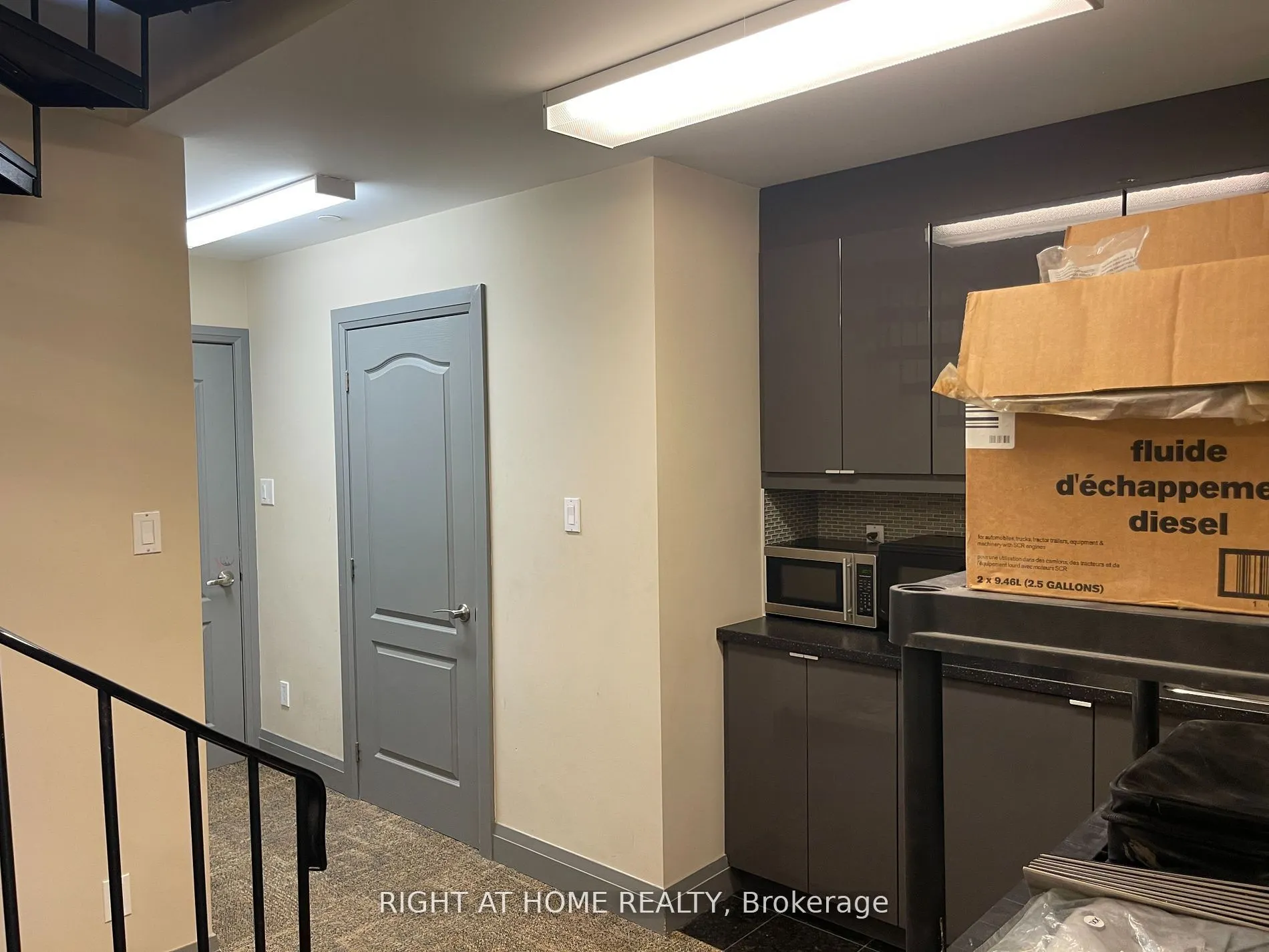 160 Cidermill Avenue, #12