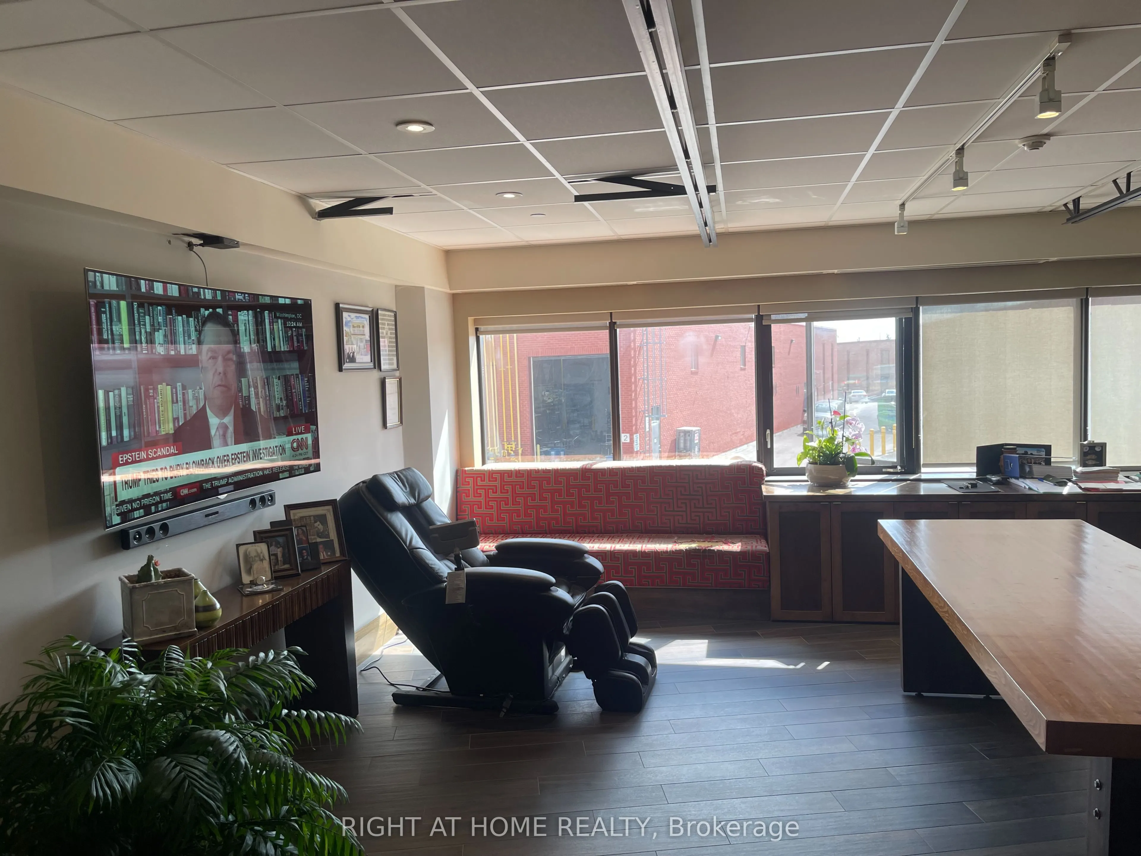 160 Cidermill Avenue, #12