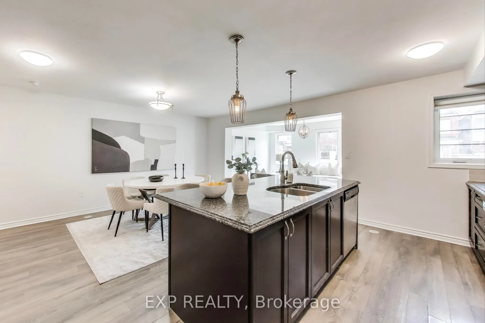 22 Minlow Way