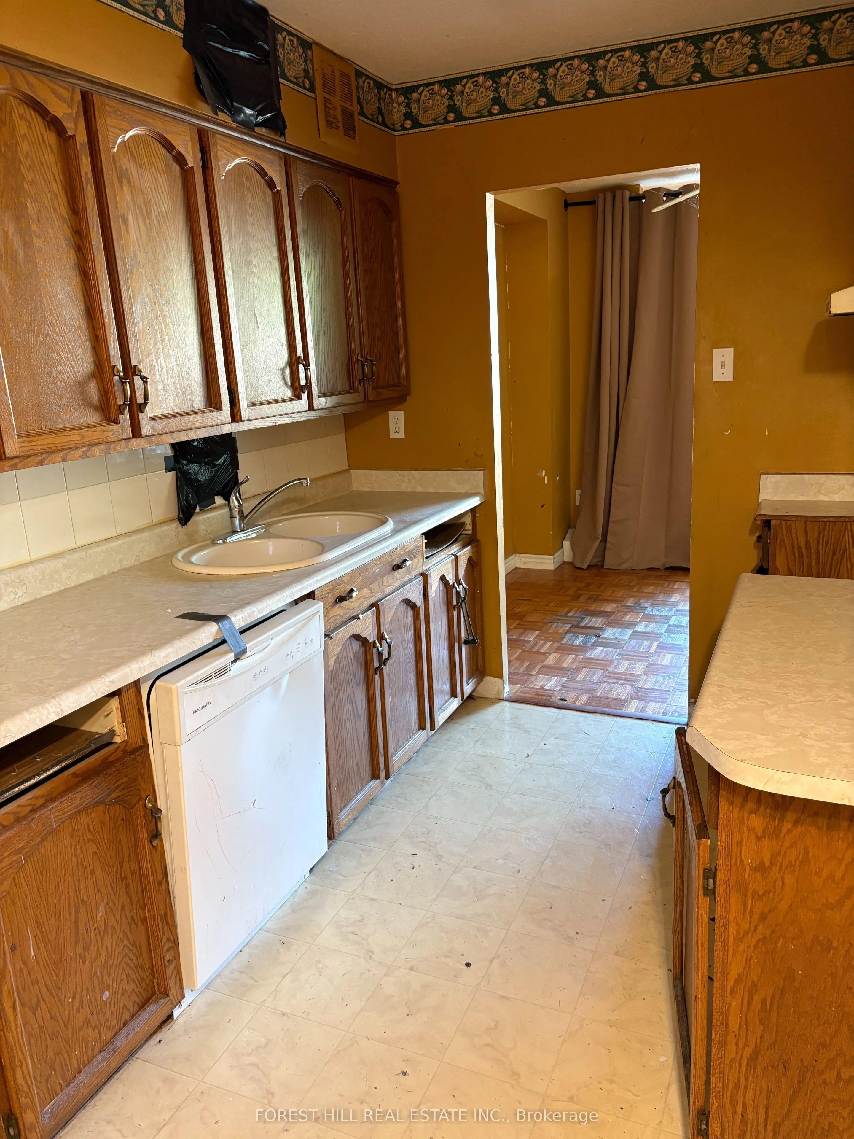 180 Dudley Avenue, #106