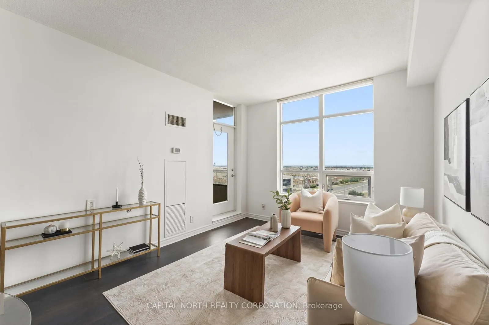9225 Jane Street, #915