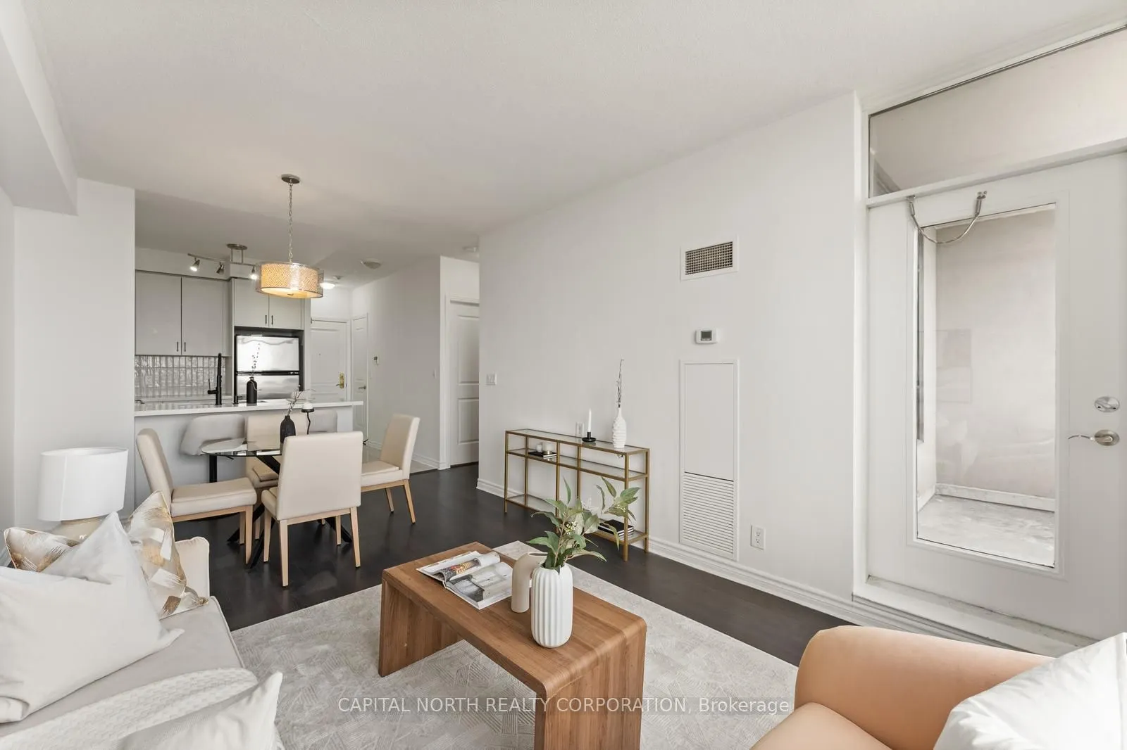 9225 Jane Street, #915