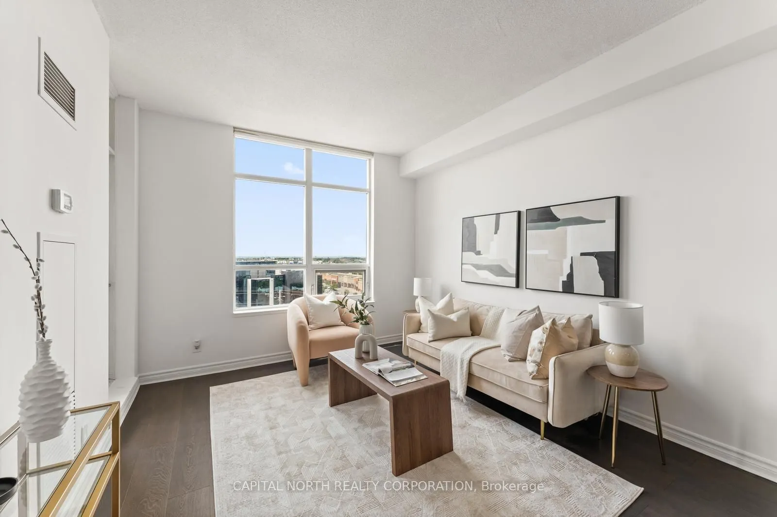 9225 Jane Street, #915
