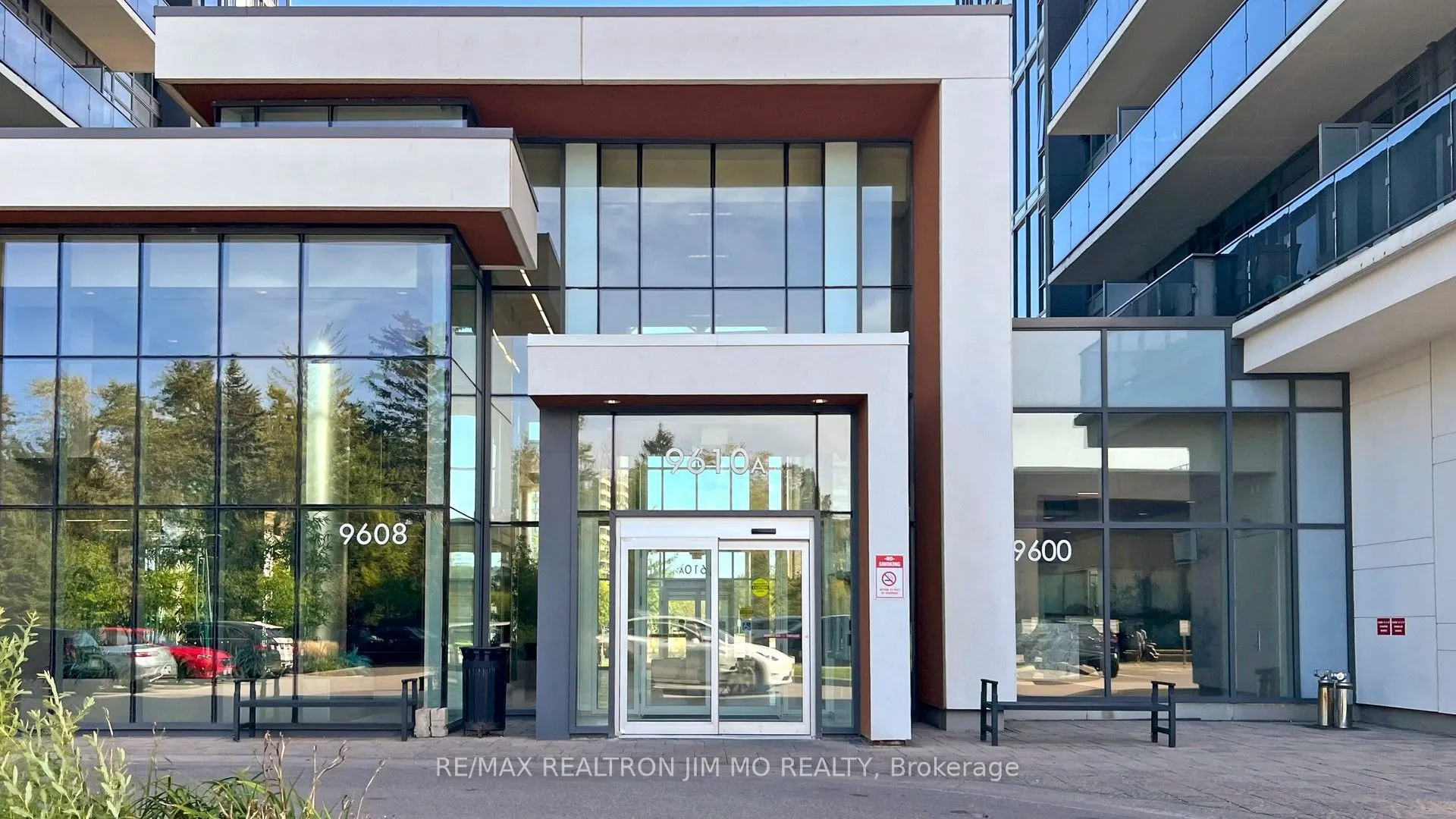 9600 Yonge Street, #PH3