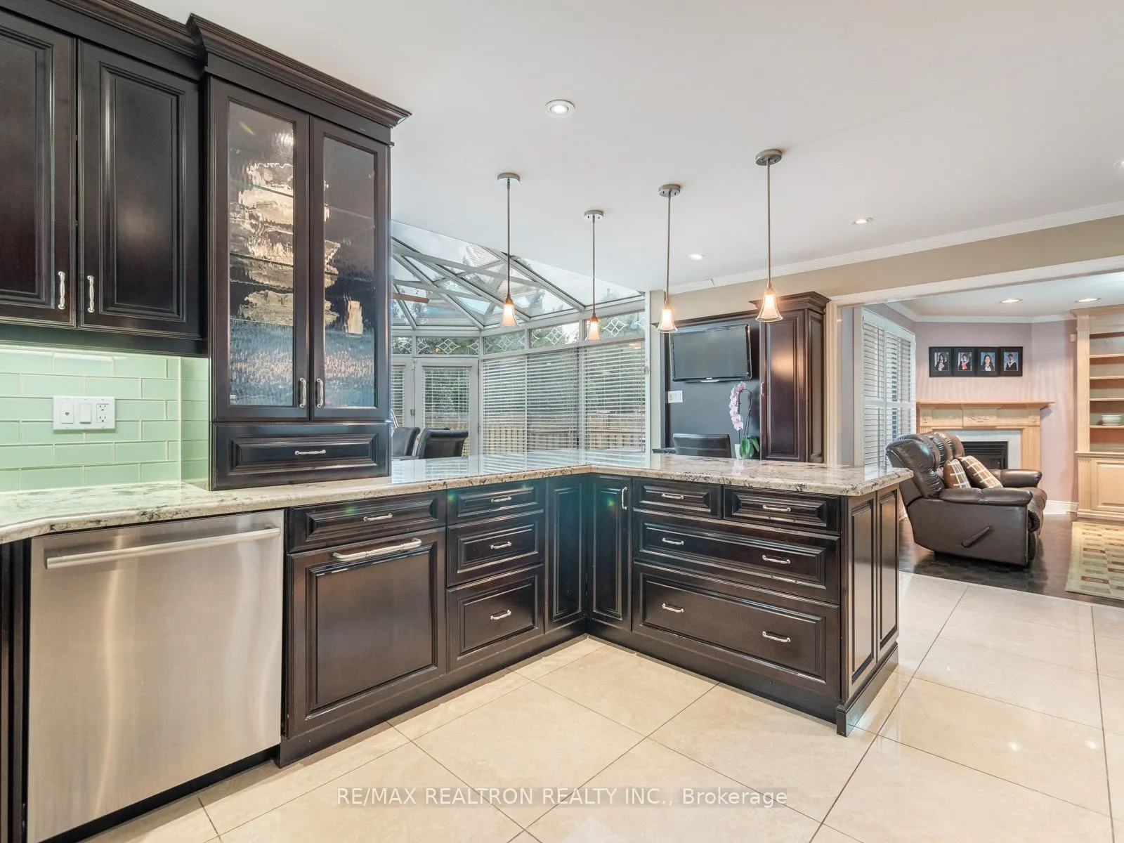 123 Hammerstone Crescent