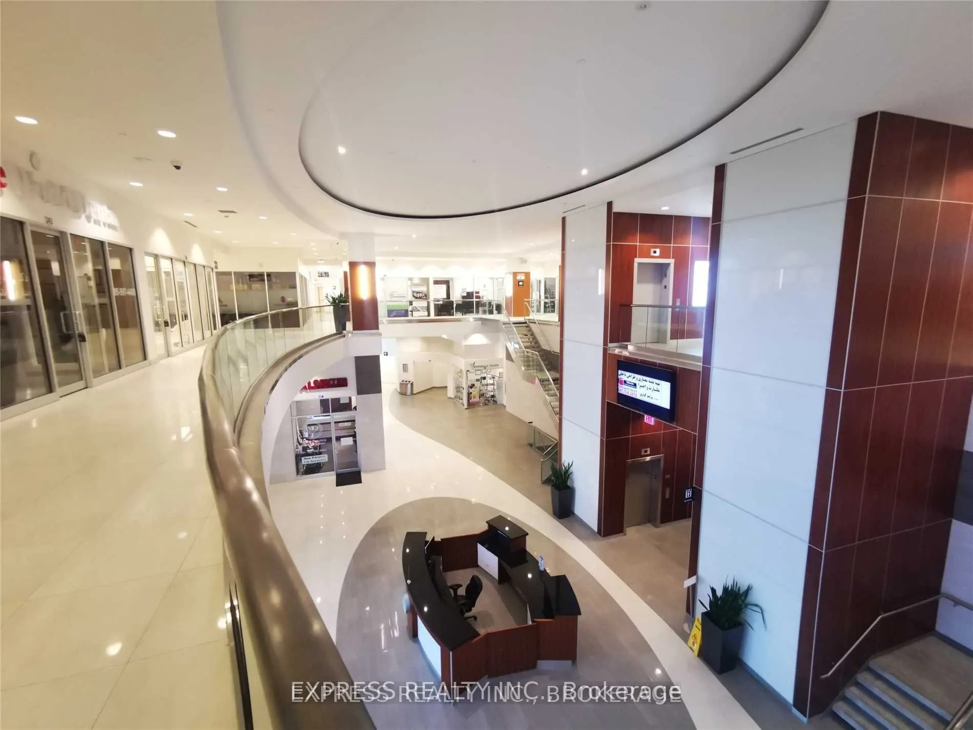 7163 Yonge Street, #212