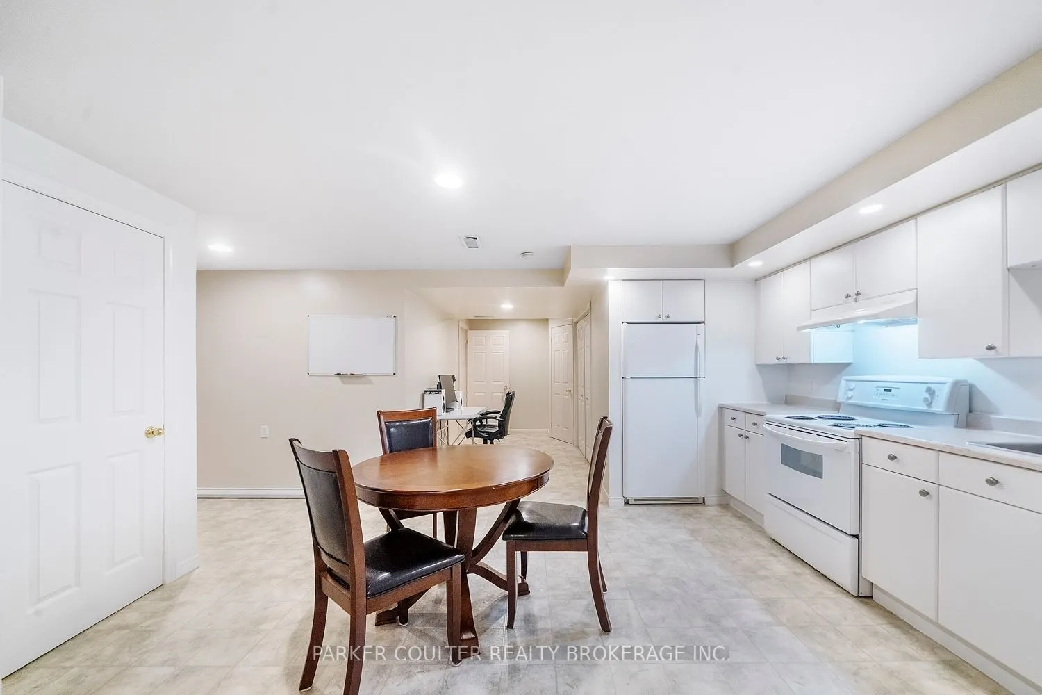 2725 Shering Crescent