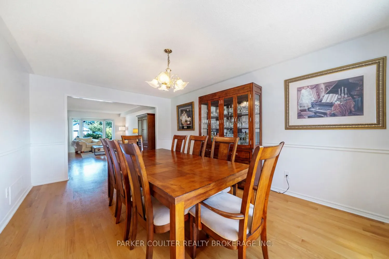 2725 Shering Crescent