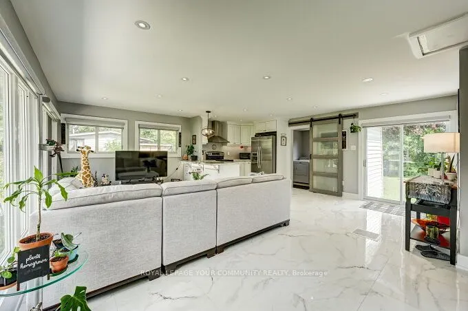 2309 Taylorwoods Boulevard