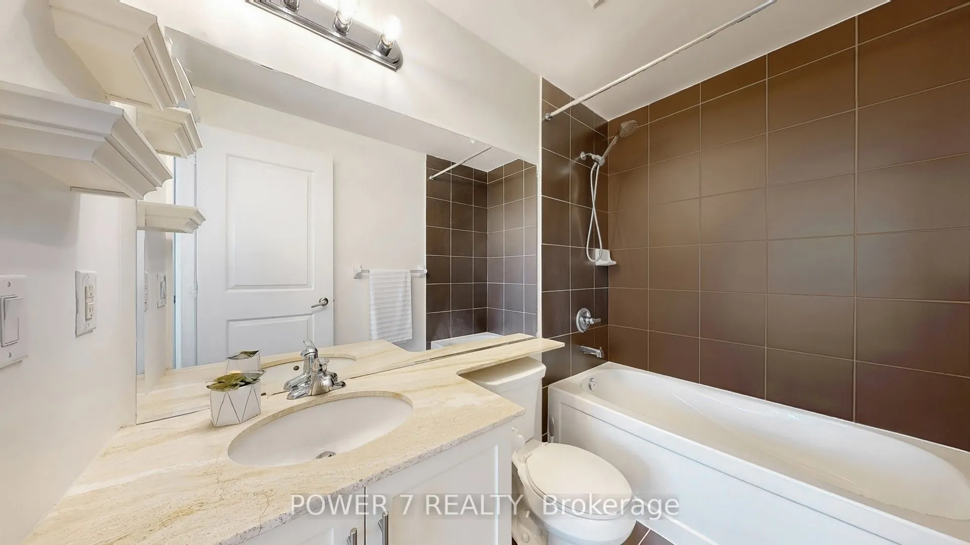 9245 Jane Street, #803
