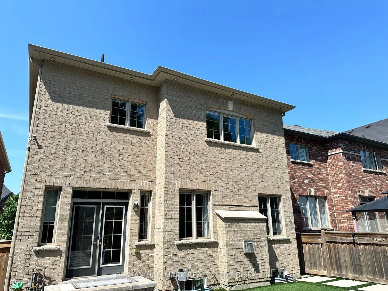 509 Mcgregor Farm Trail W