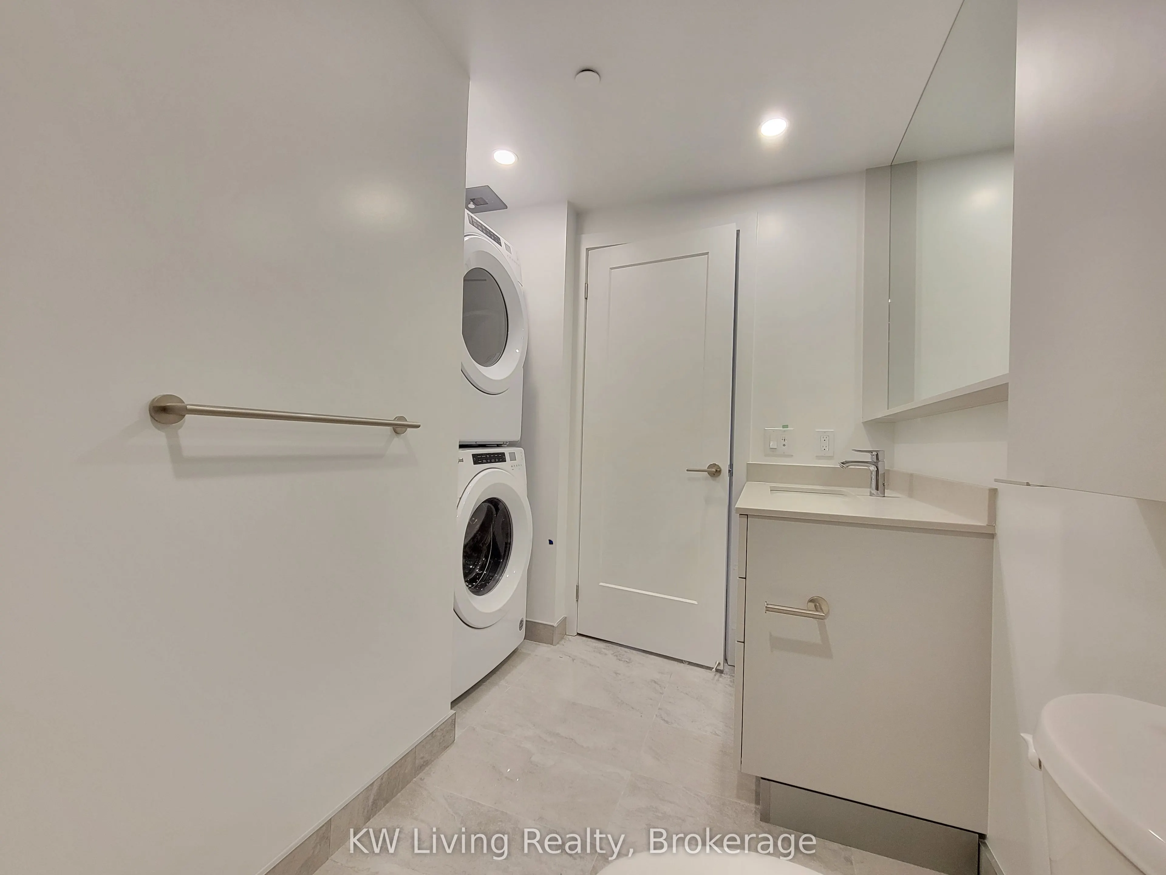 8 Cedarland Drive, #820