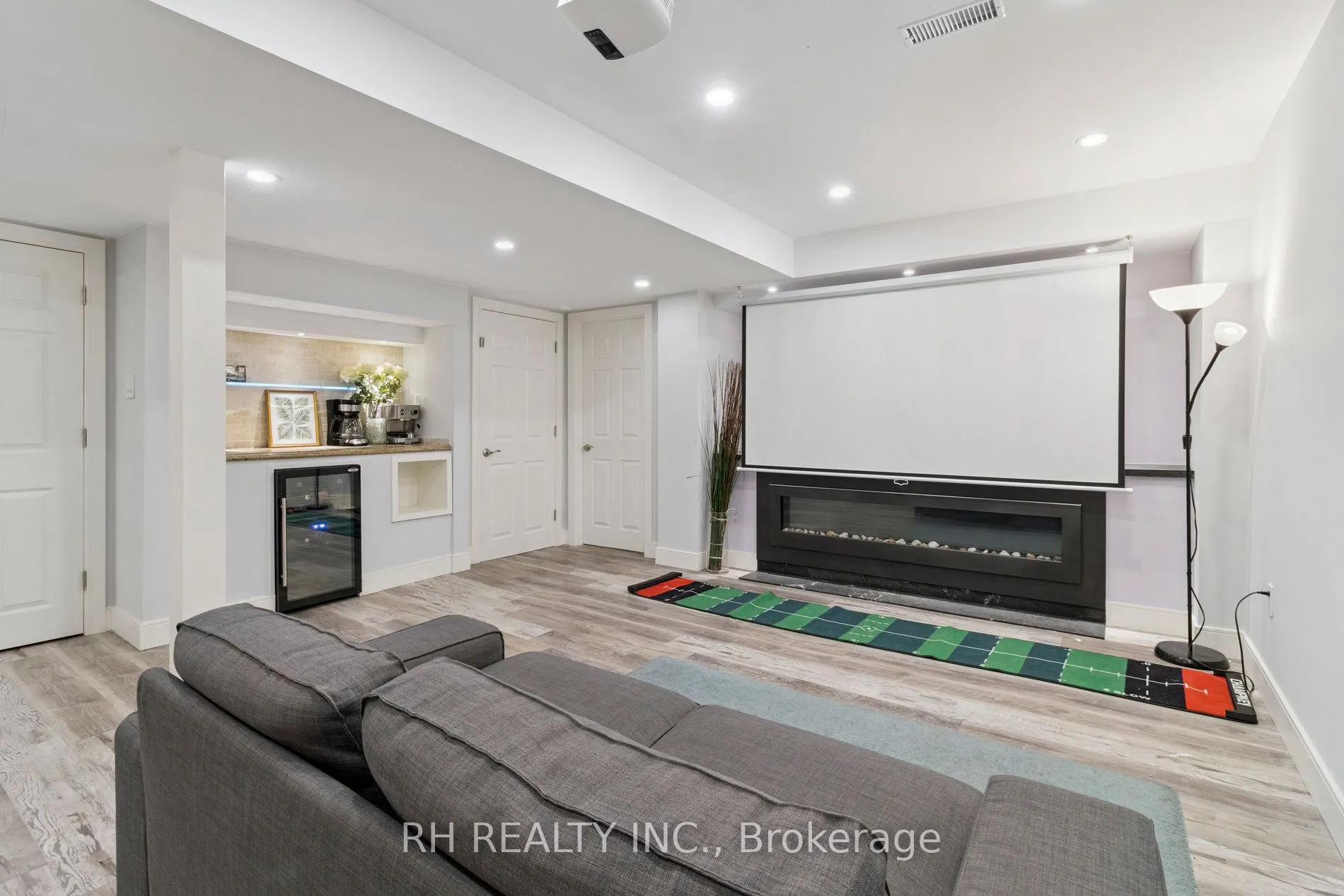 23 Filippazzo Road