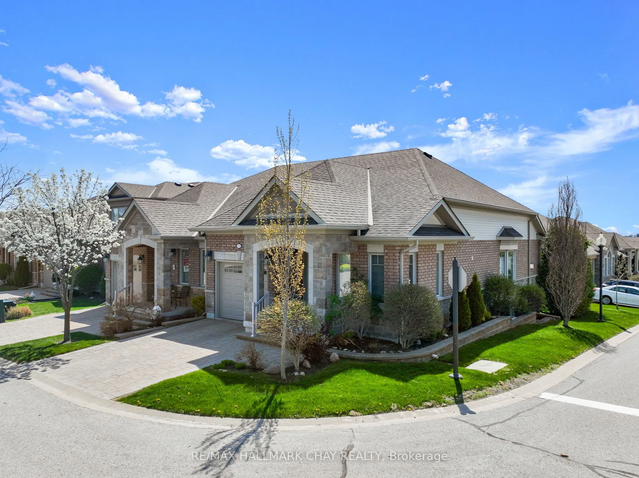 190 Ridge Way, #15