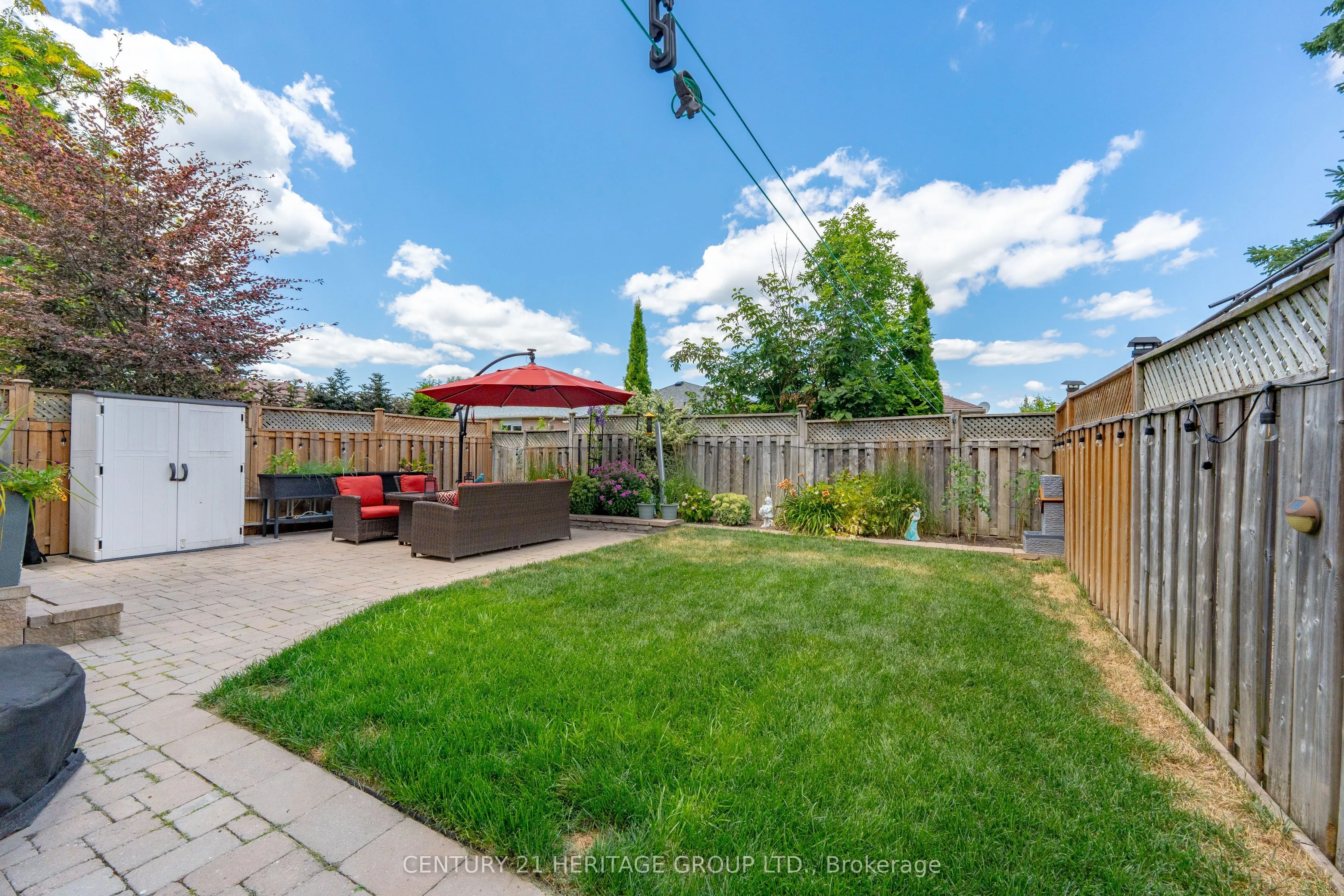 512 Menczel Crescent