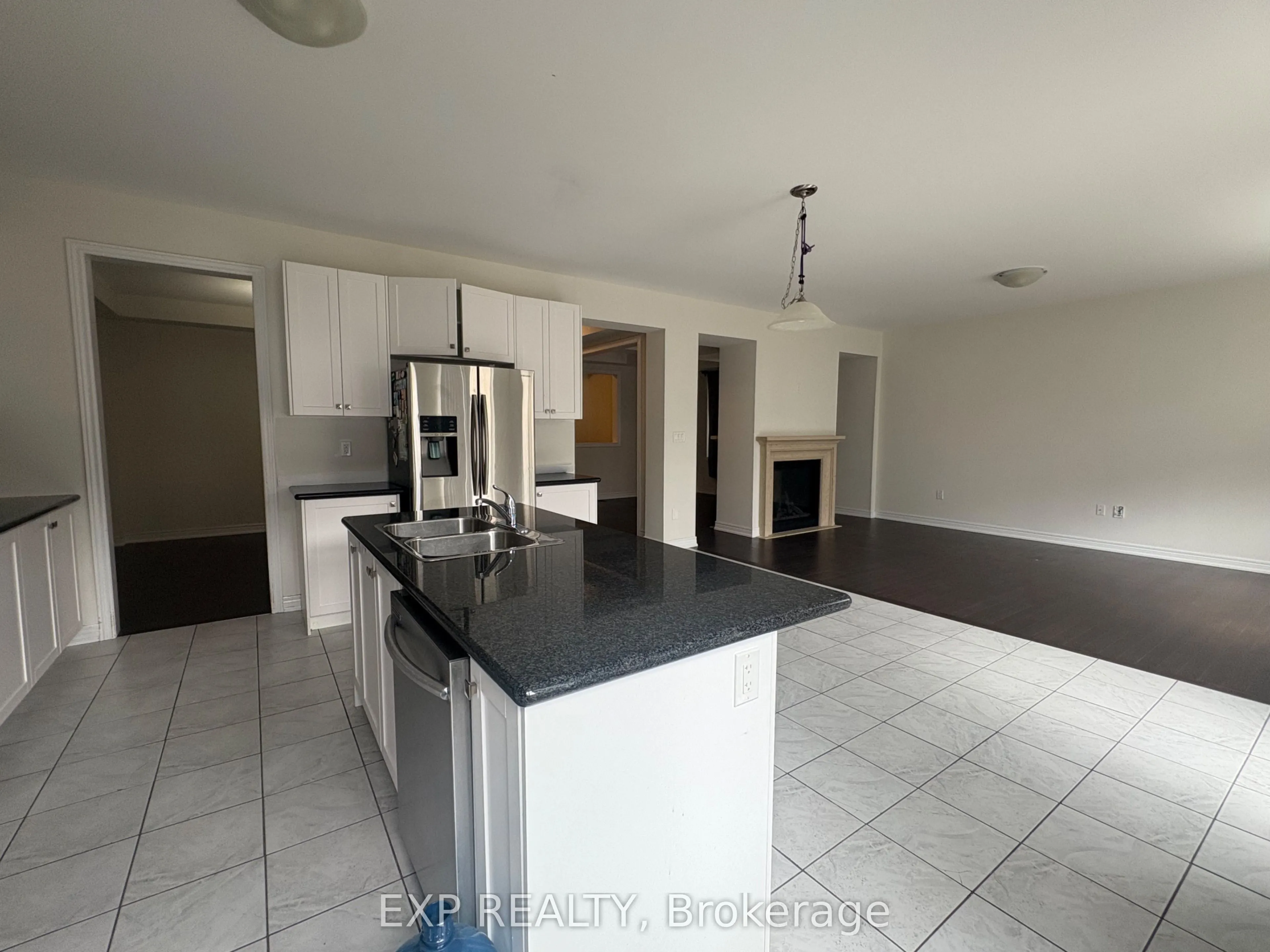 14 Alistair Crescent