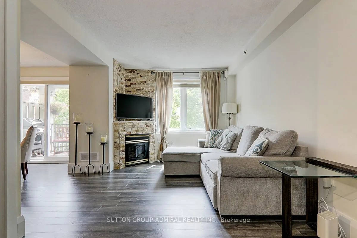 75 Weldrick Road E, #838