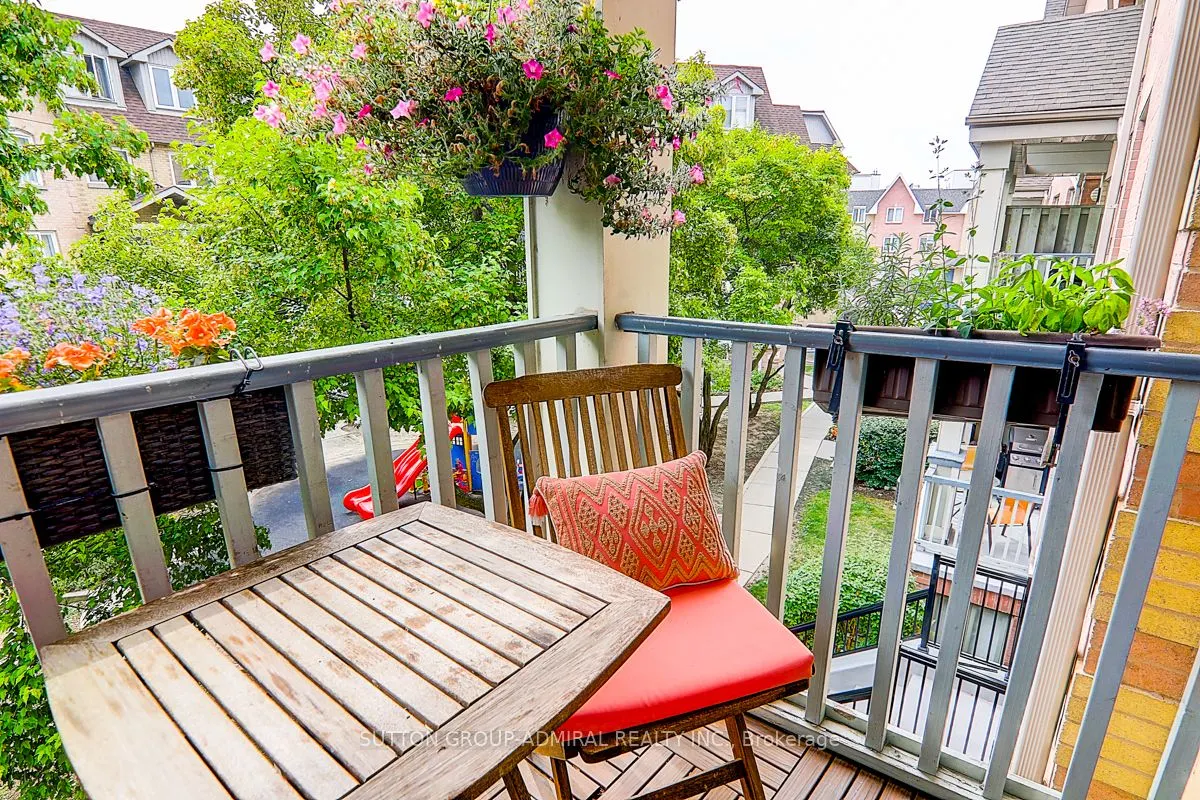 75 Weldrick Road E, #838